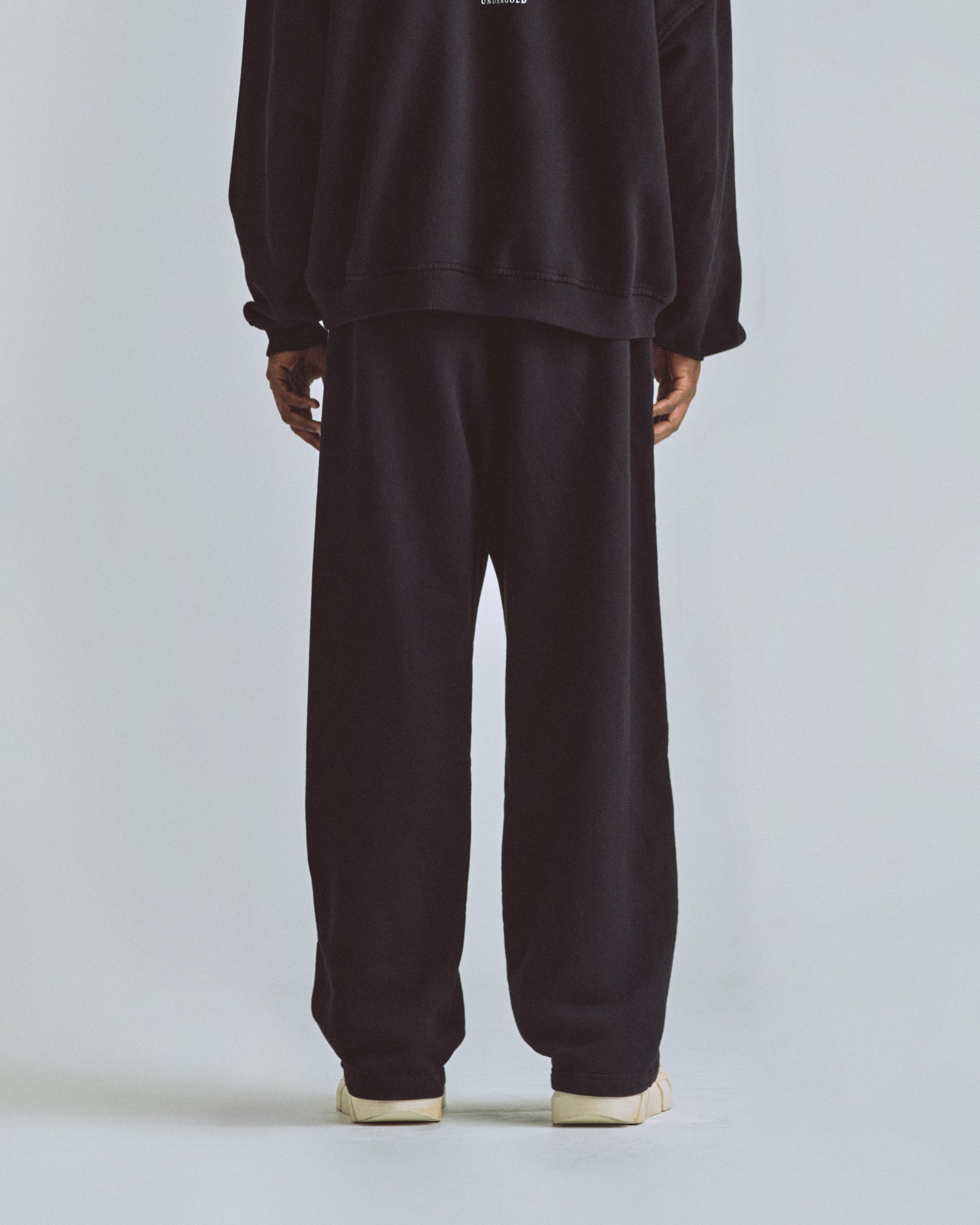 The Path Monogram Straightpants Black