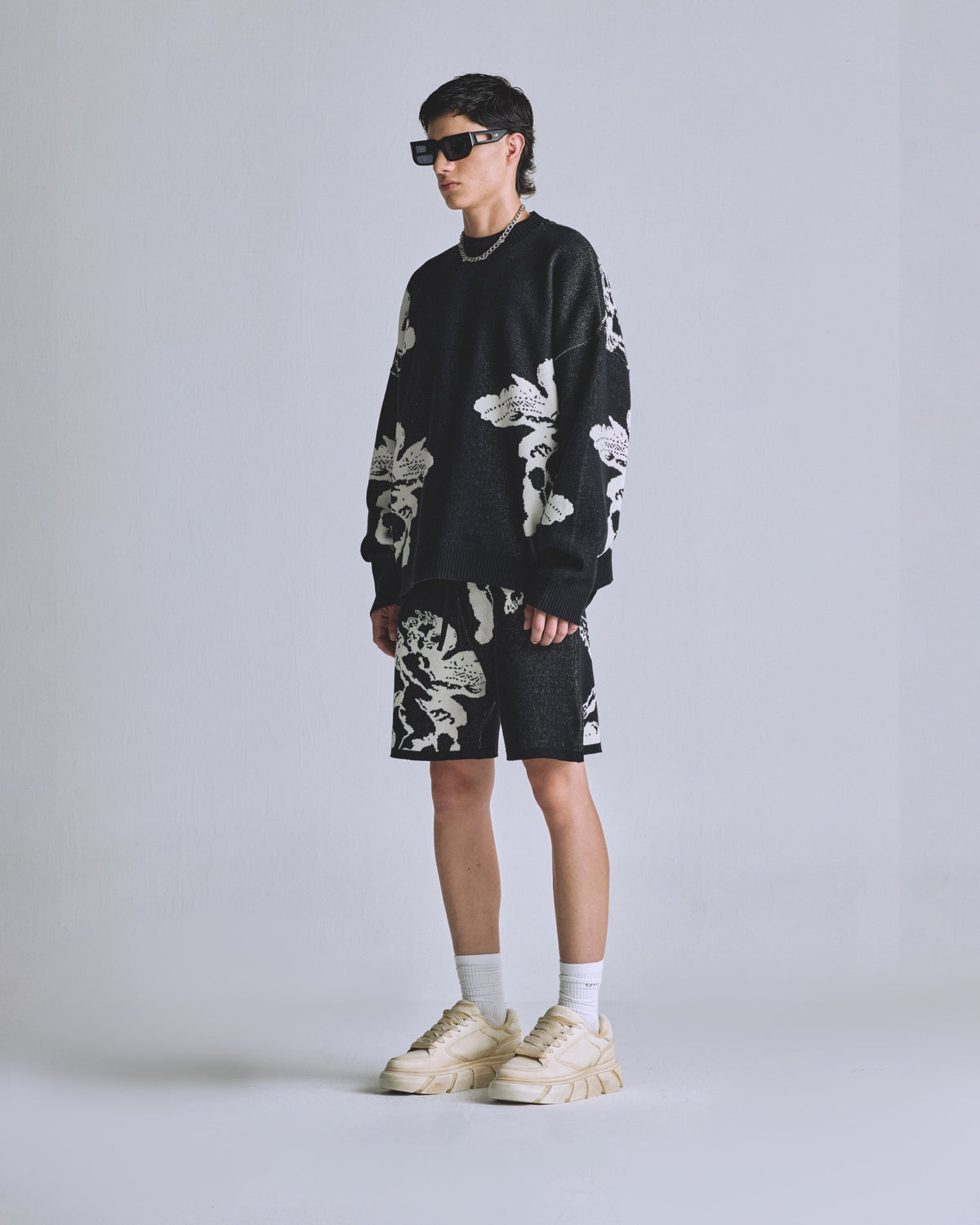 Basics Cherubs Knit Black Gray