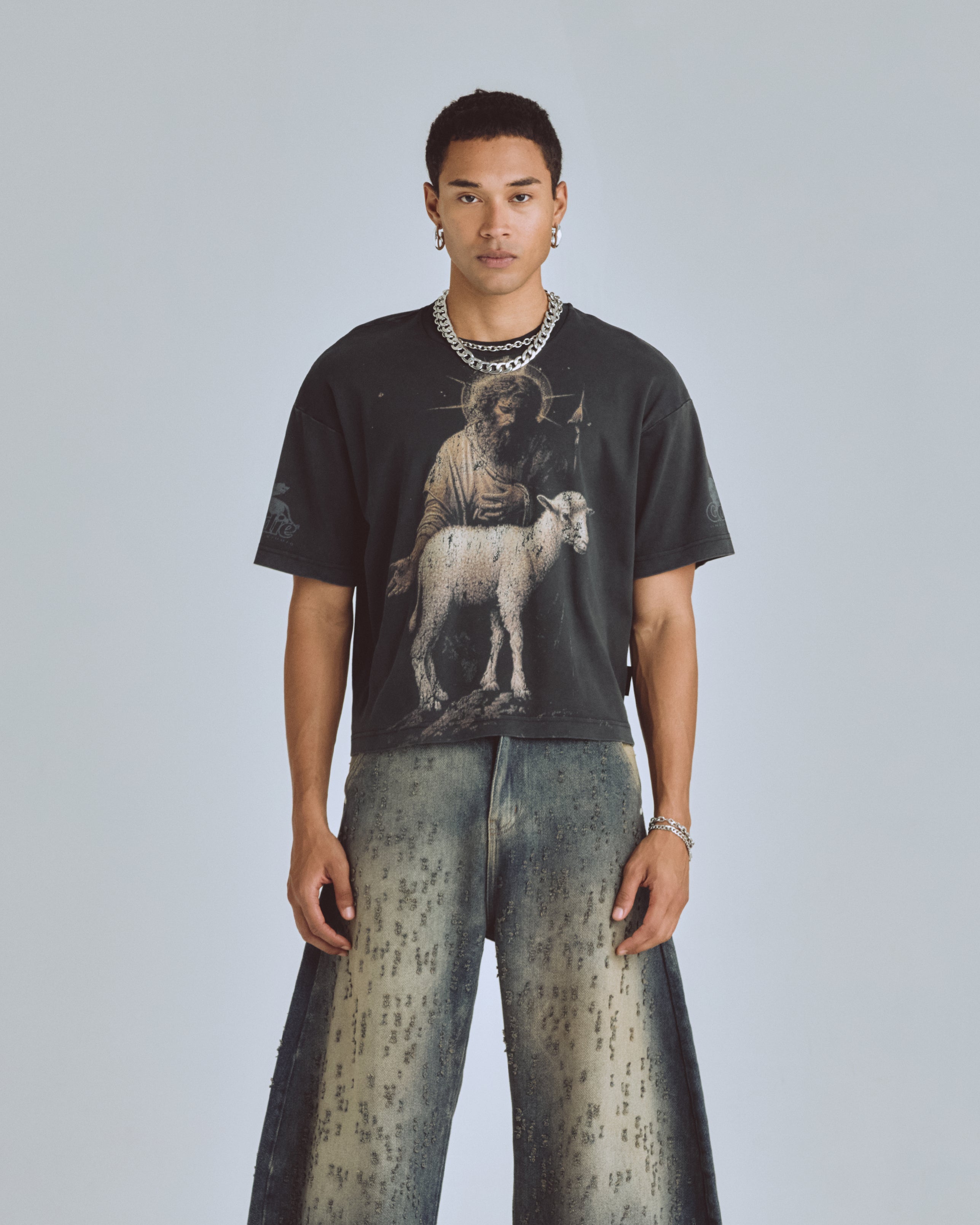 Agnus Dei Saint Shepherd Boxy Fit Tshirt Vintage Black
