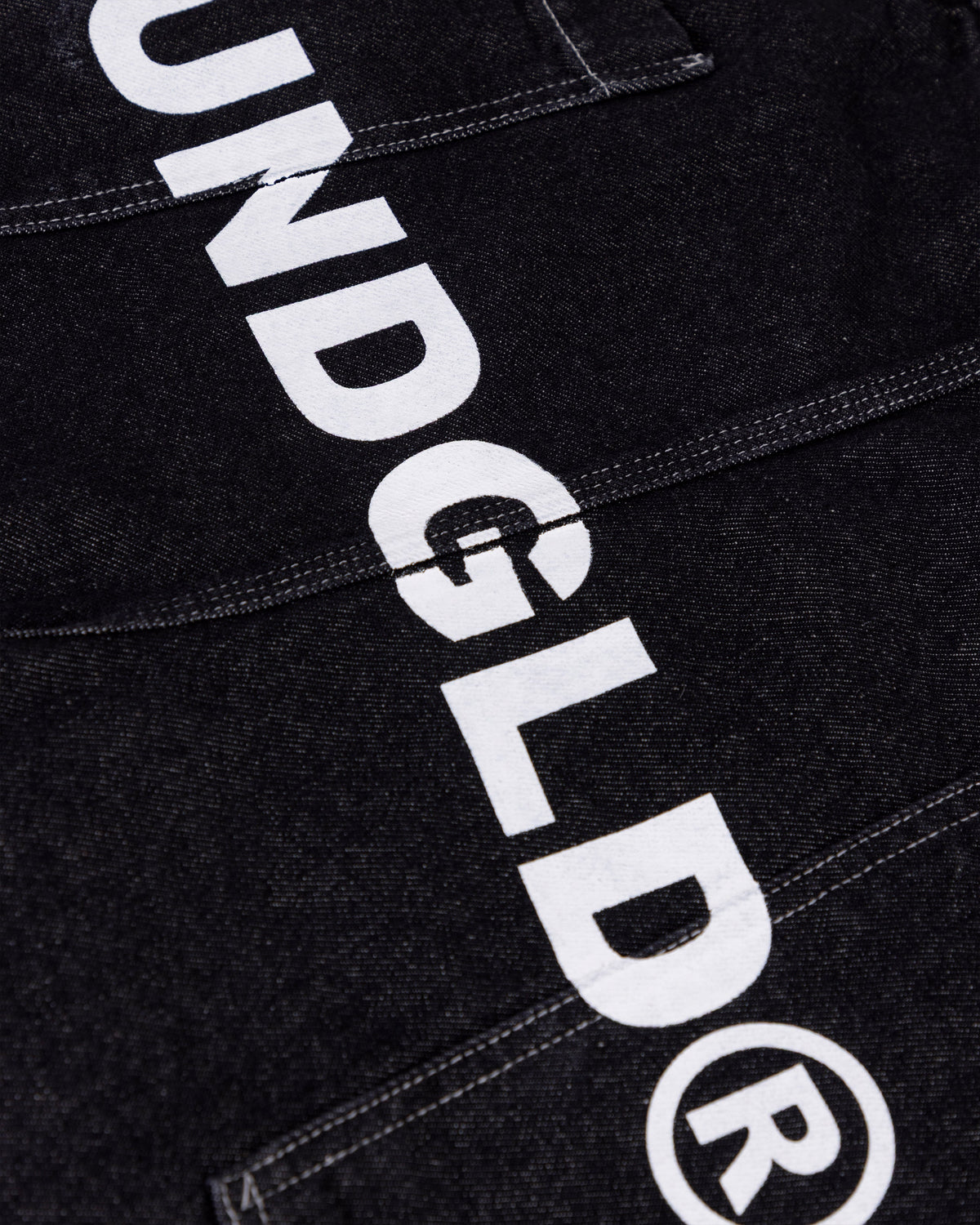 Basics UNDGLD Denim Short Black