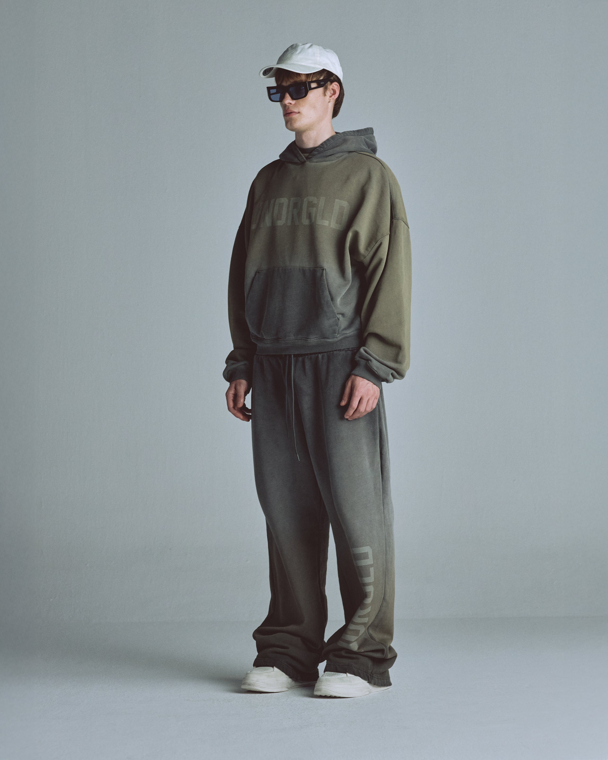 Echoes UNDRGLD Hoodie Faded Olive
