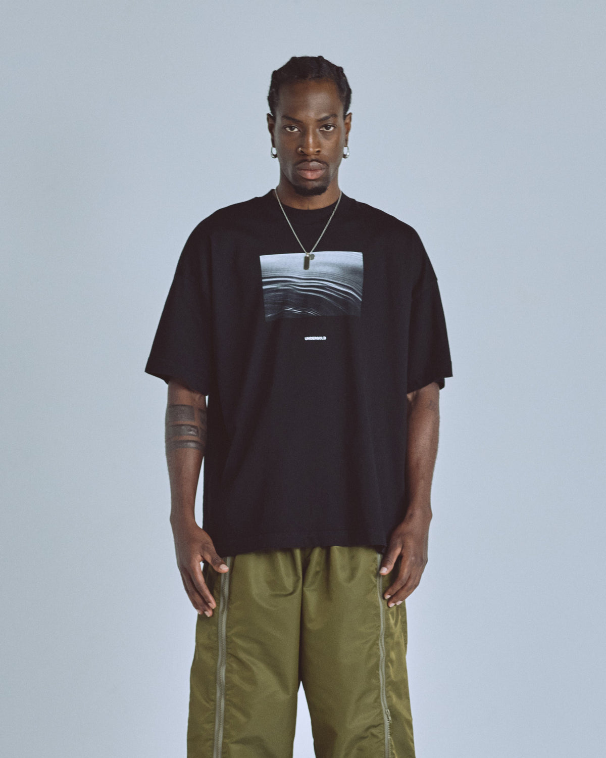 Golden Heritage Drop Tshirt Black