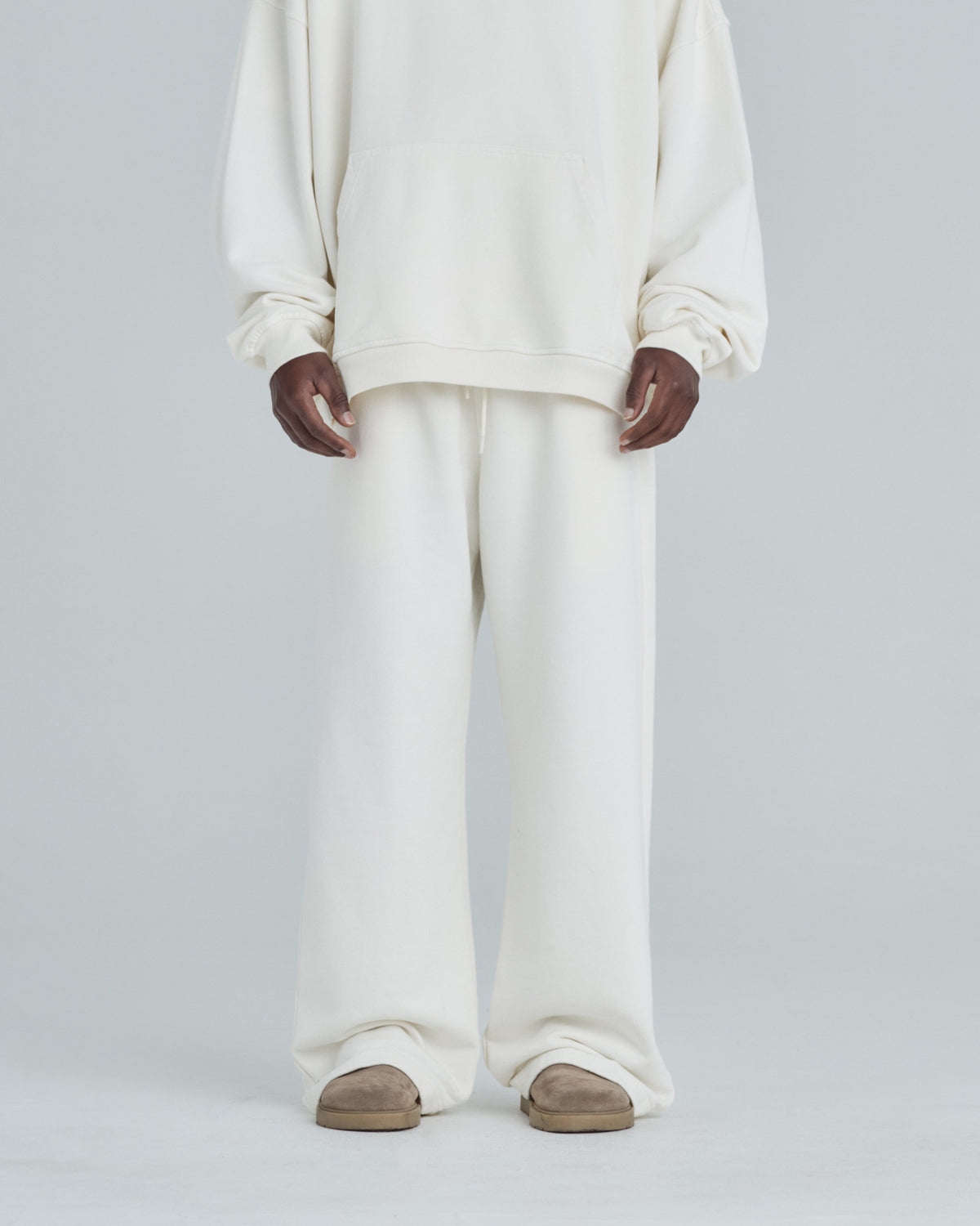 Line Basic StraightPants White