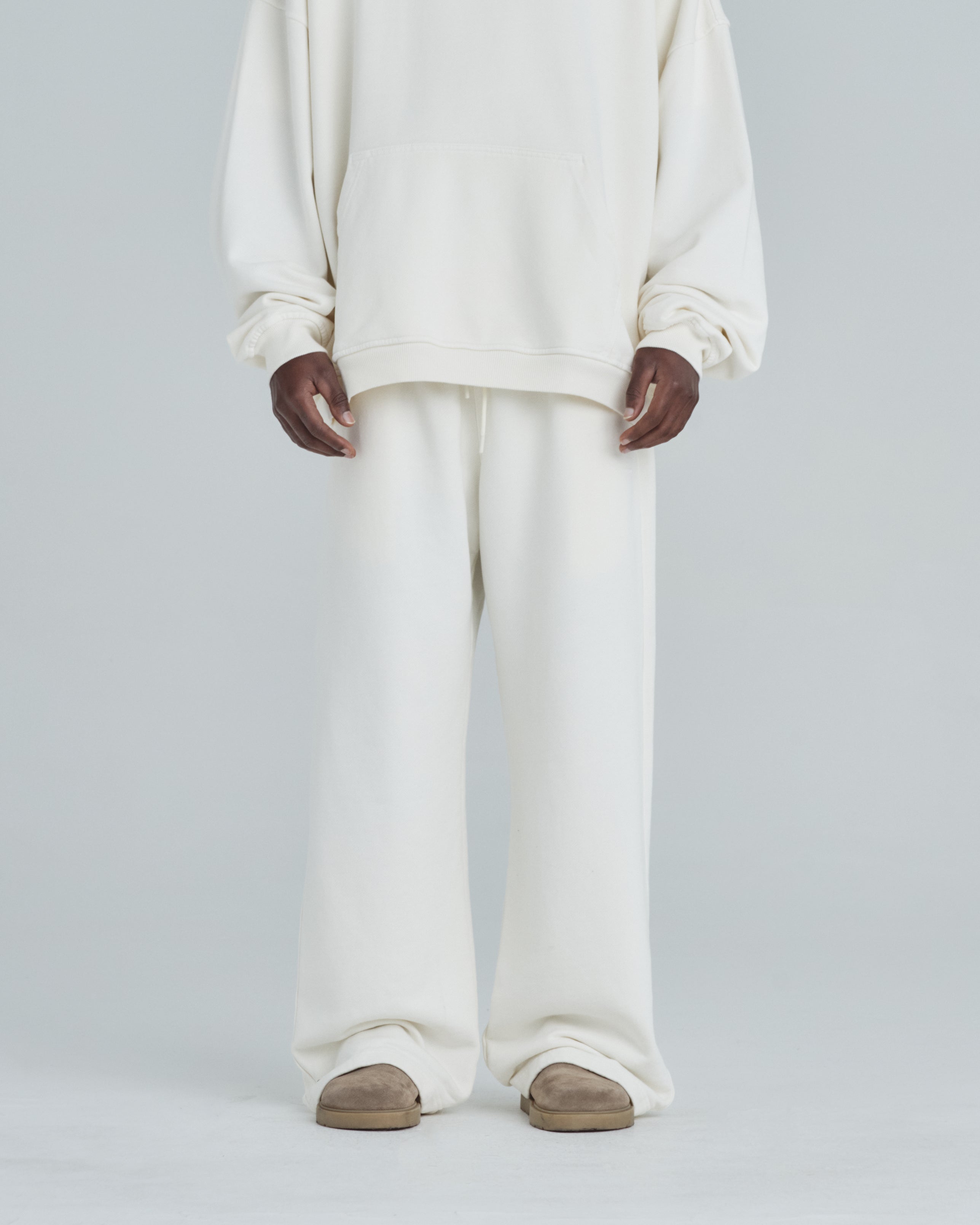 Line Basic StraightPants White