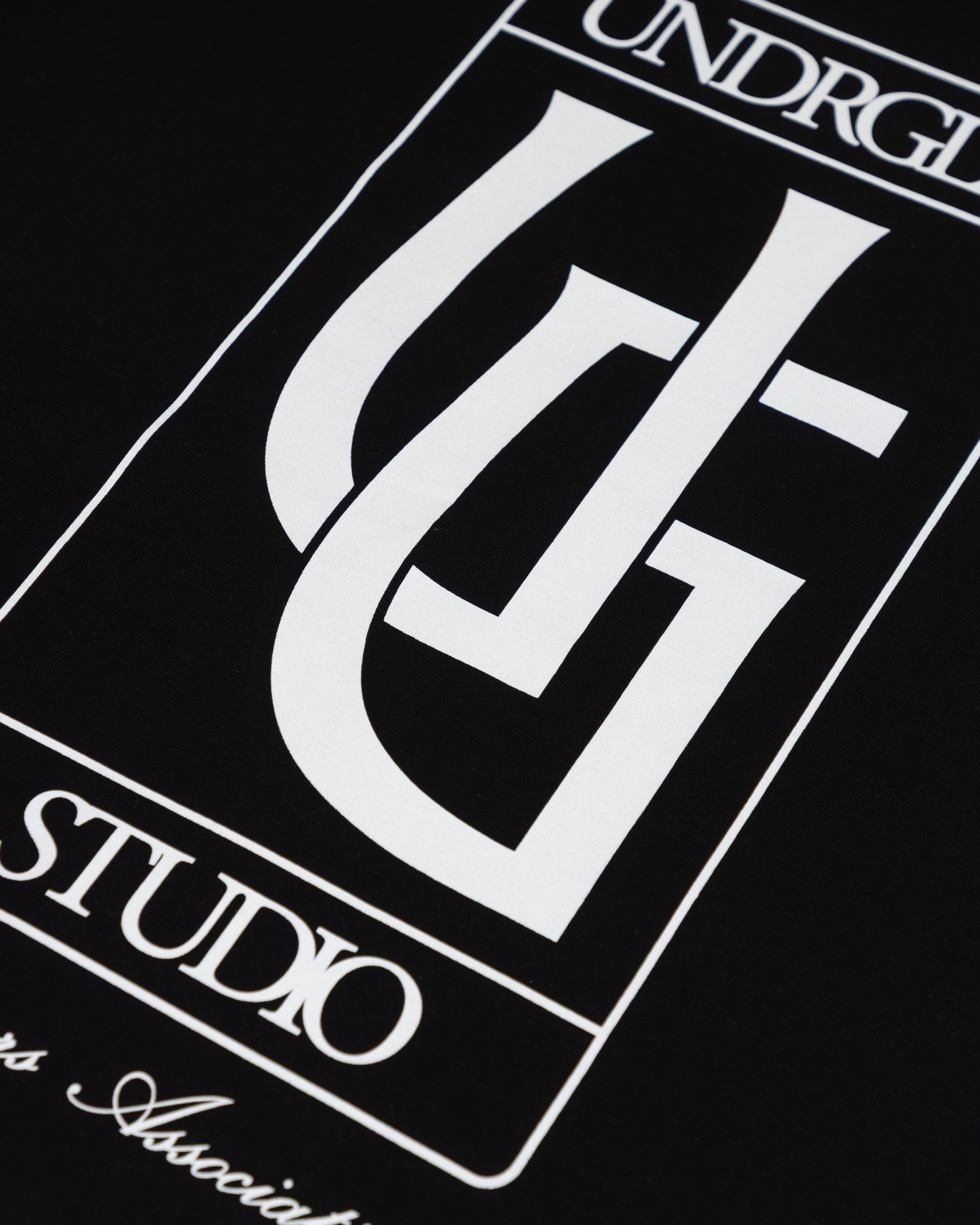 Line UG Frame Tshirt Black