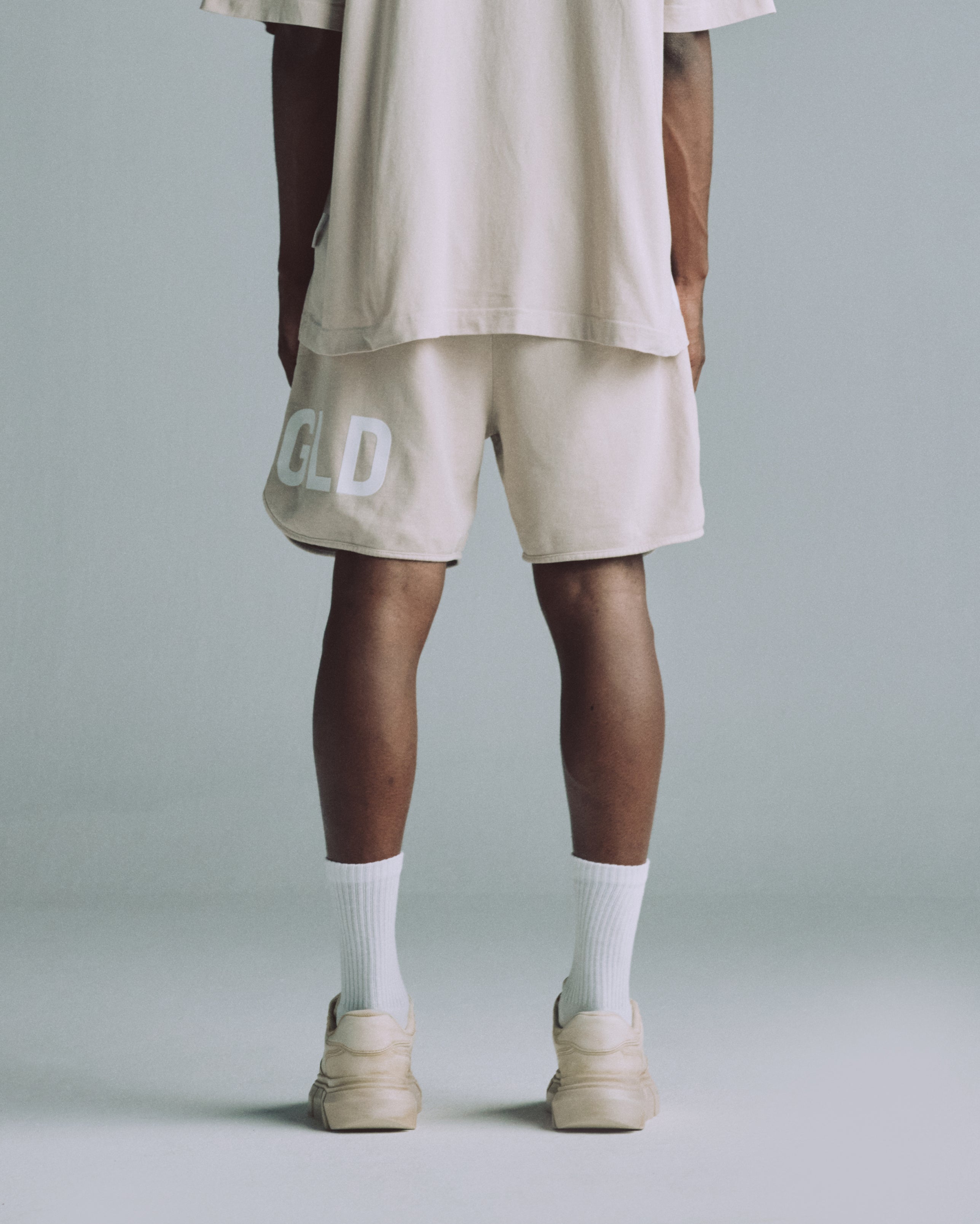 Line UNDRGLD Biased Shorts Cream