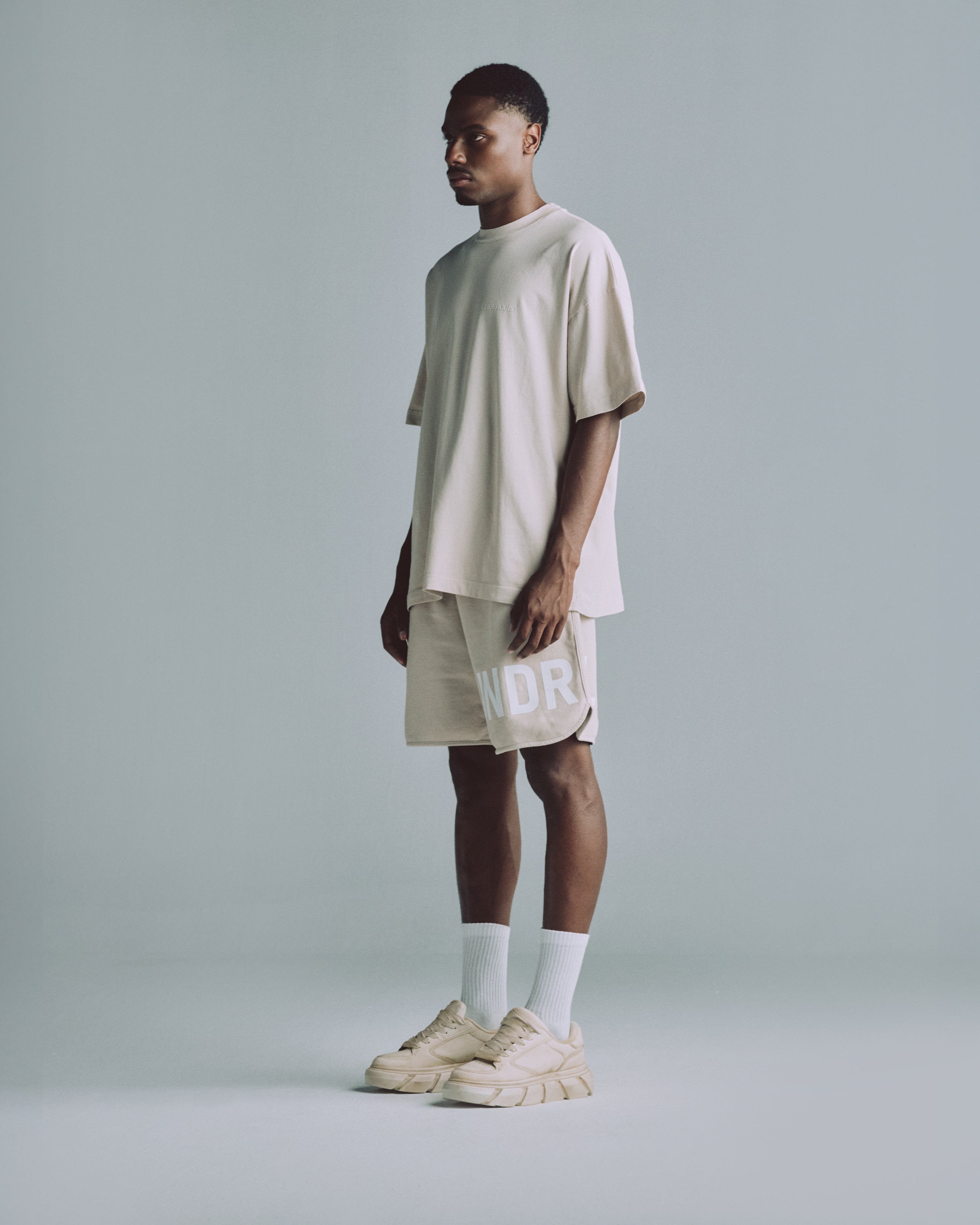 Line UNDRGLD Biased Shorts Cream