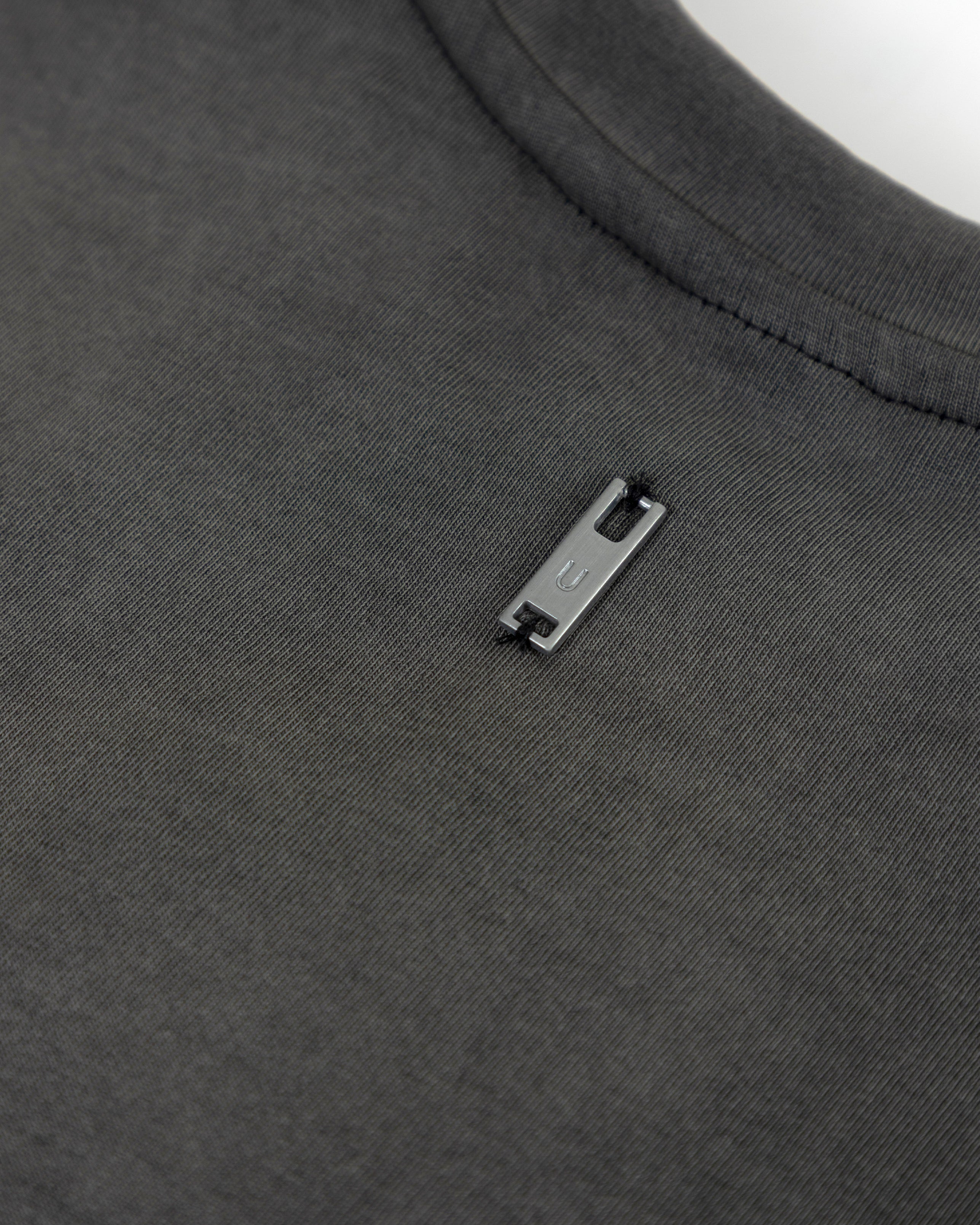 Line Varsity UNDRGLD Tshirt Faded Black
