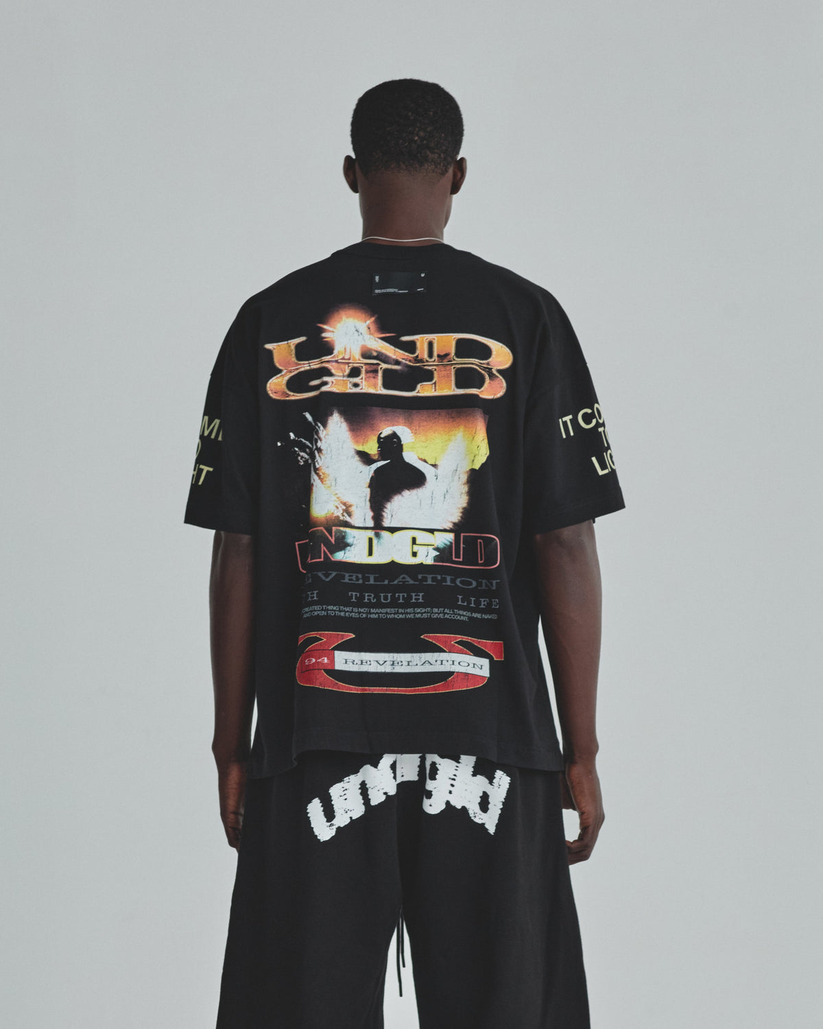 Revelation Reveal Tshirt Black