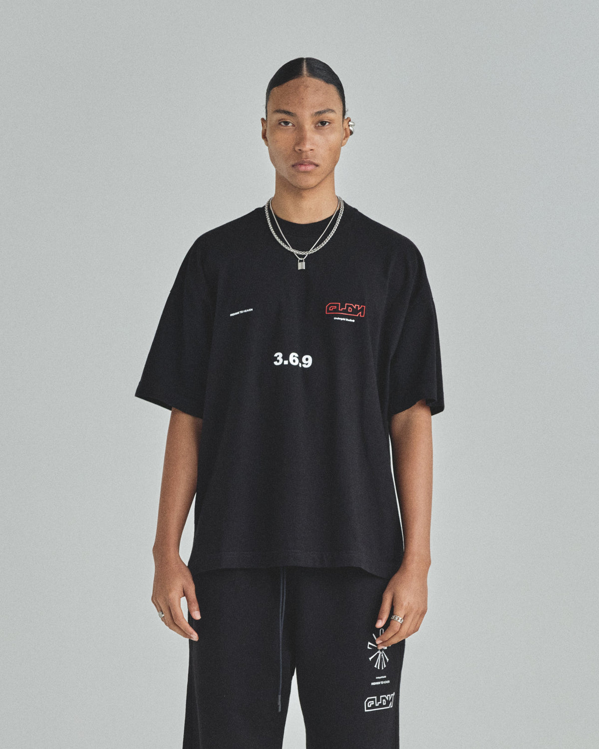 Spring GLDN Tshirt Black