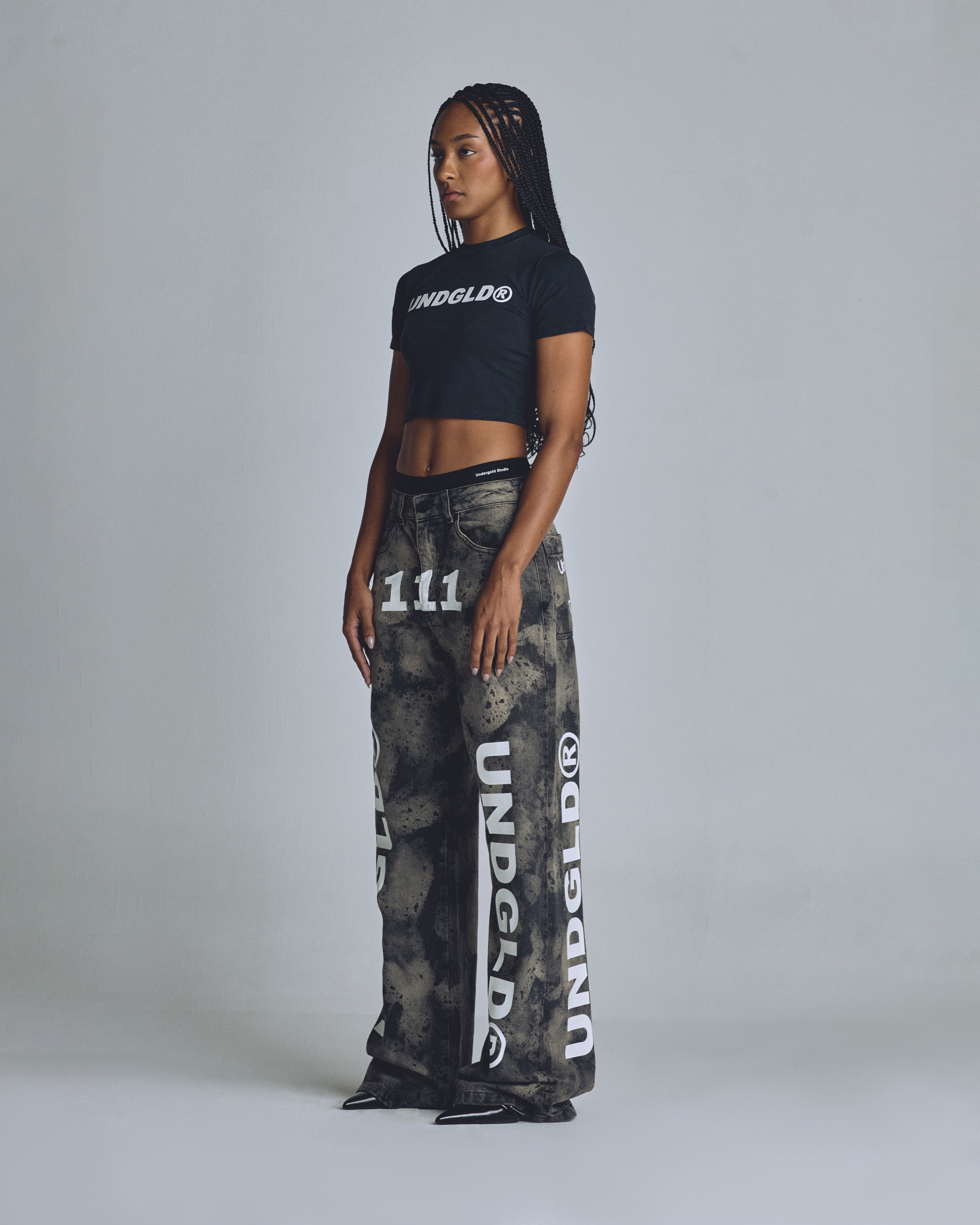 The One UNDGLD Baby Tee Vintage Black