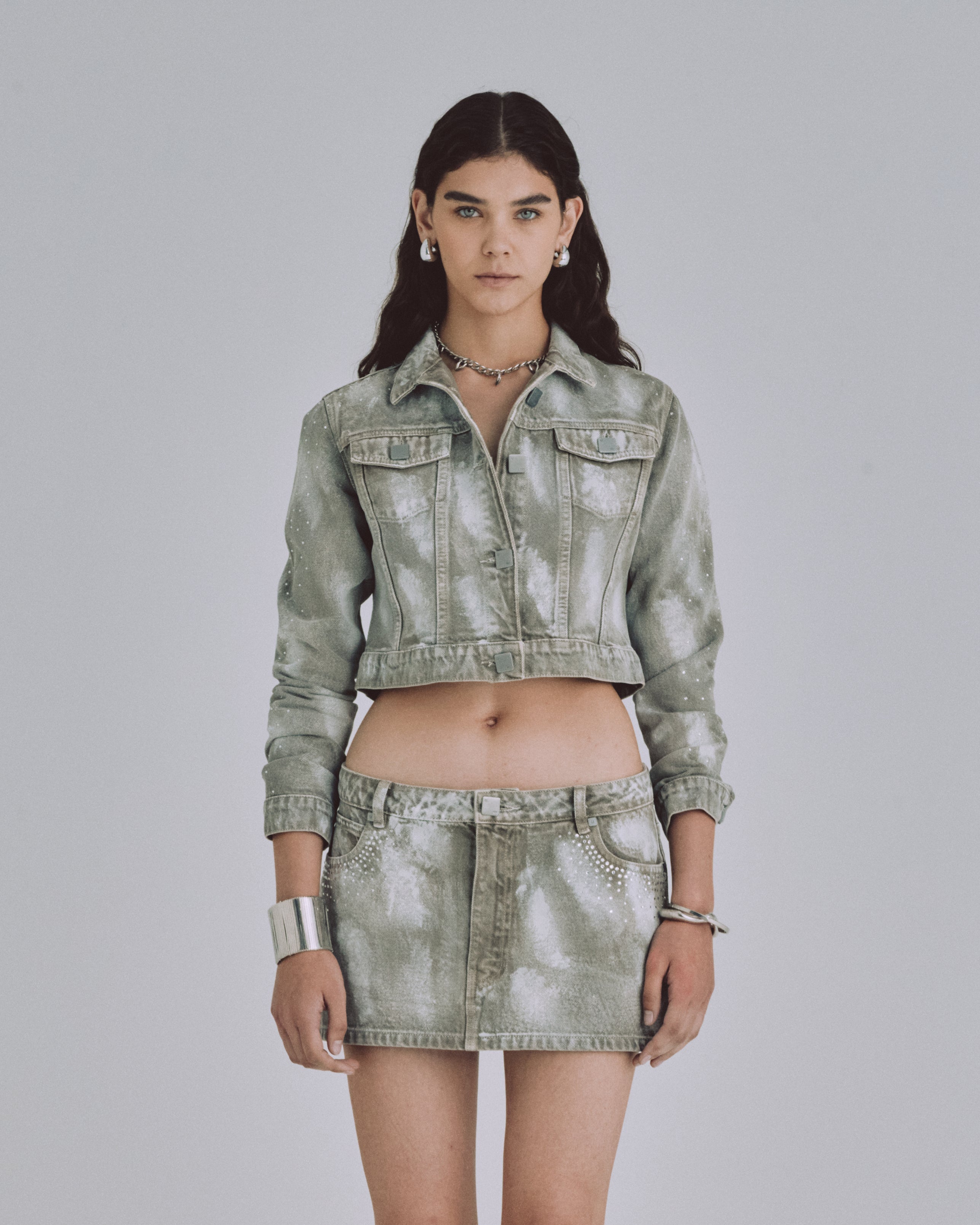 W 94' Worn Logo Jacket Smoke Gray