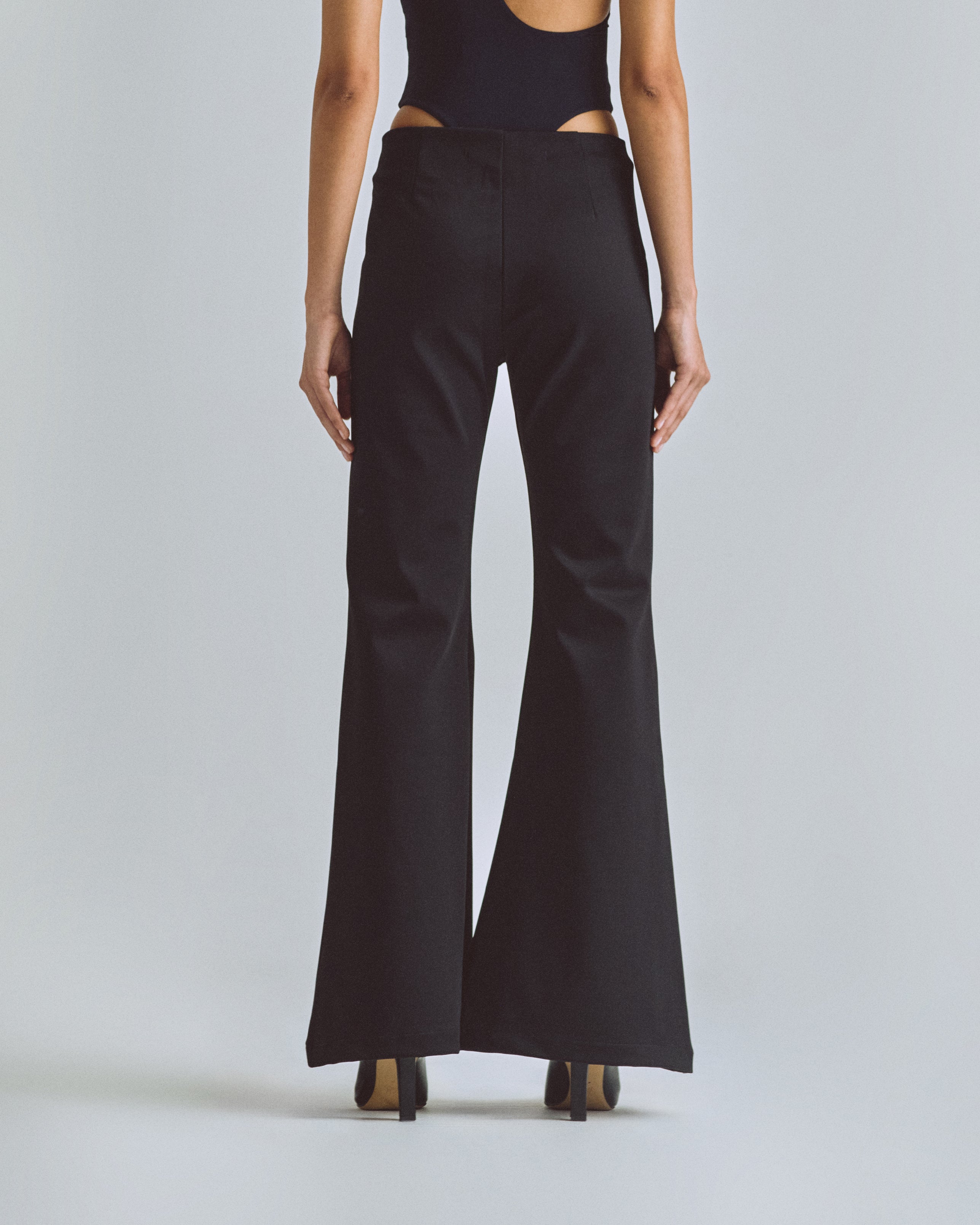 W Basics Flare Trouser Black