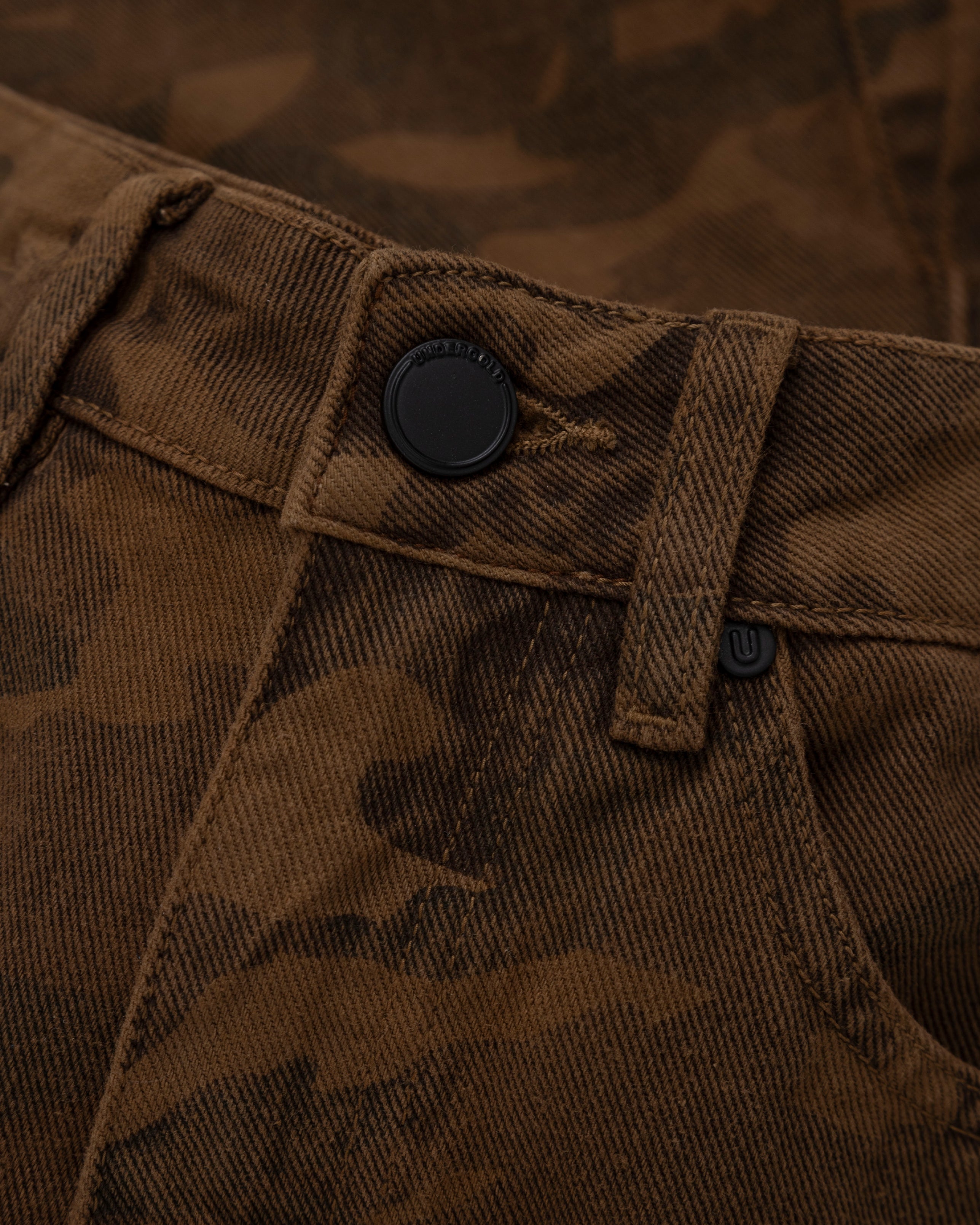 W Basics MultiPocket Cargo Jean Brown Camo