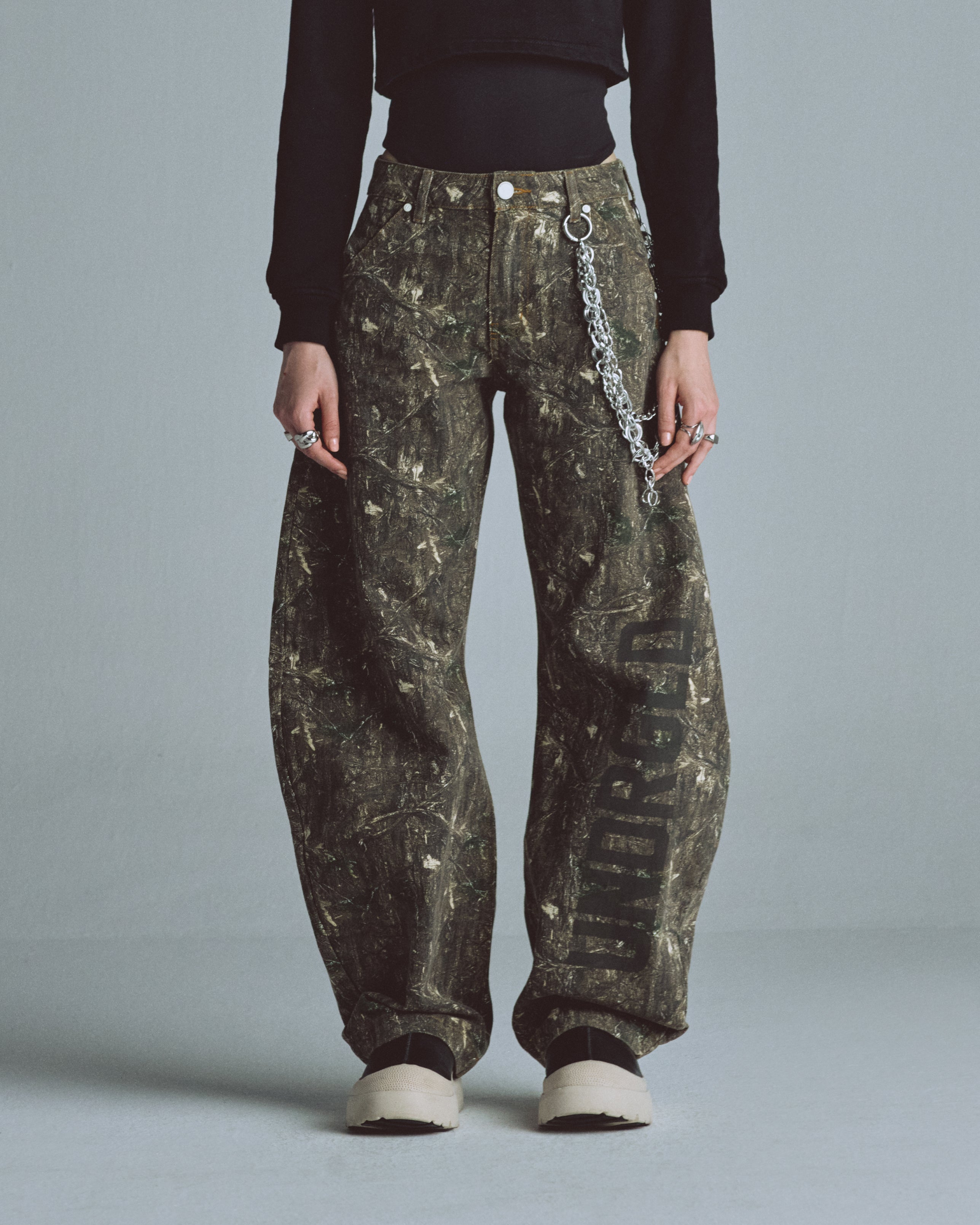 W Echoes UNDRGLD Barrel Jeans Forest Pattern