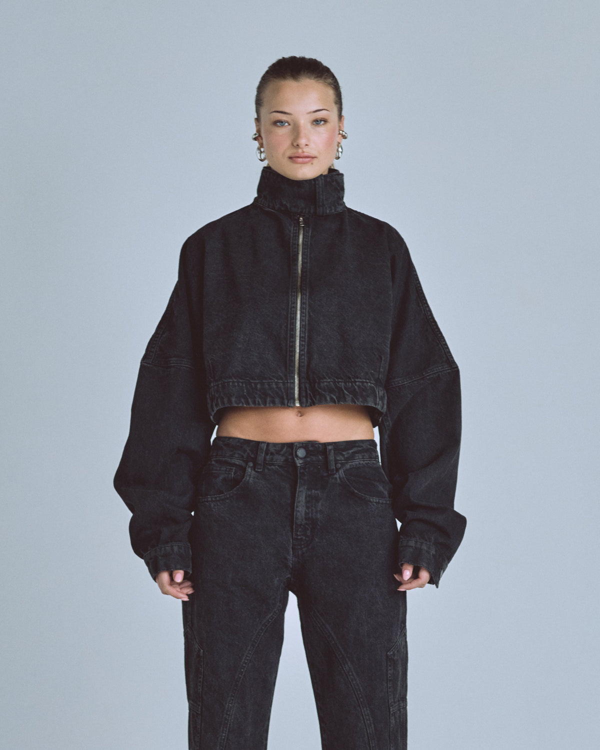 W Golden Heritage High Neck Jacket Black