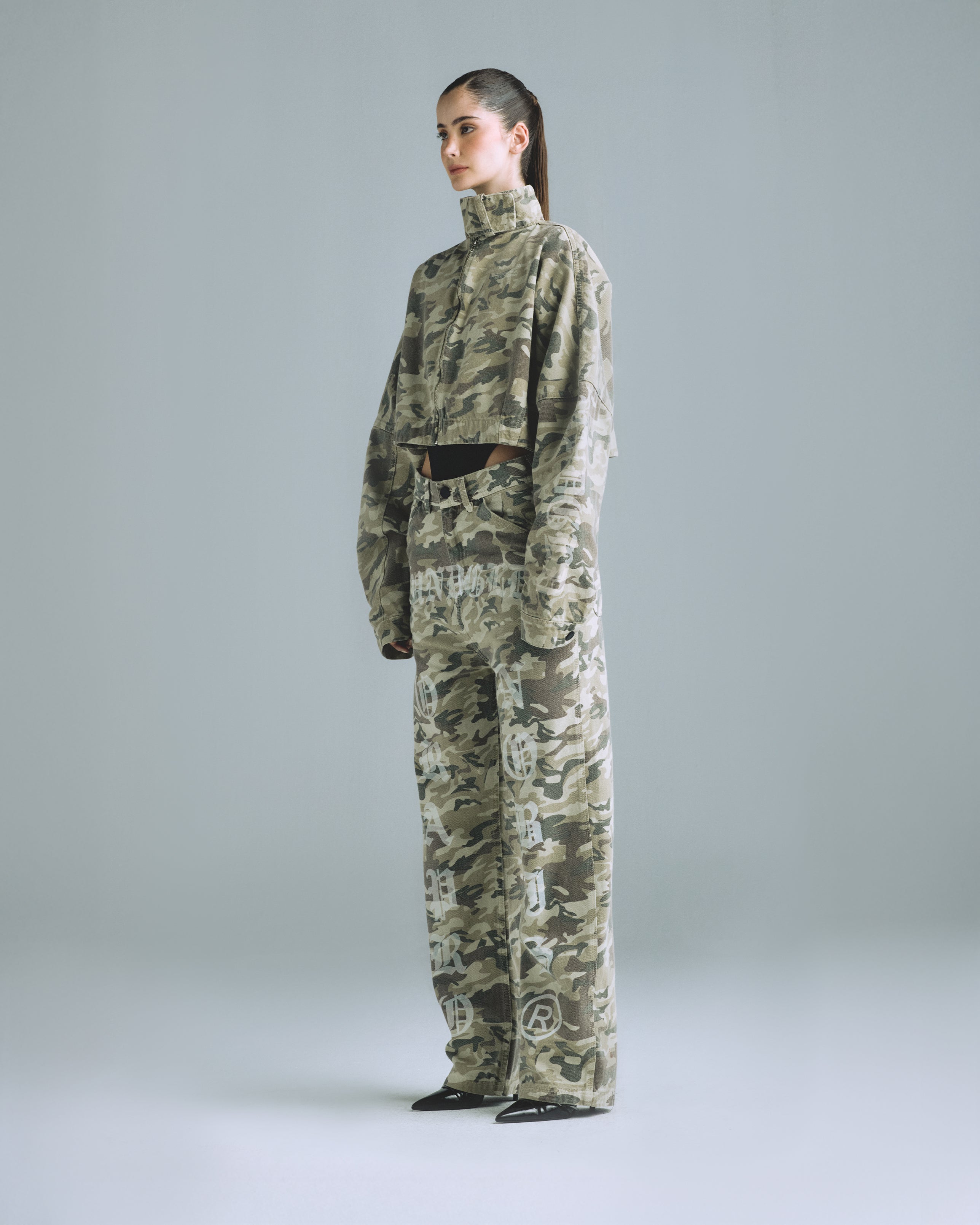 (W) Gratia Plena Three Cropped Zip Up Jacket Cammo