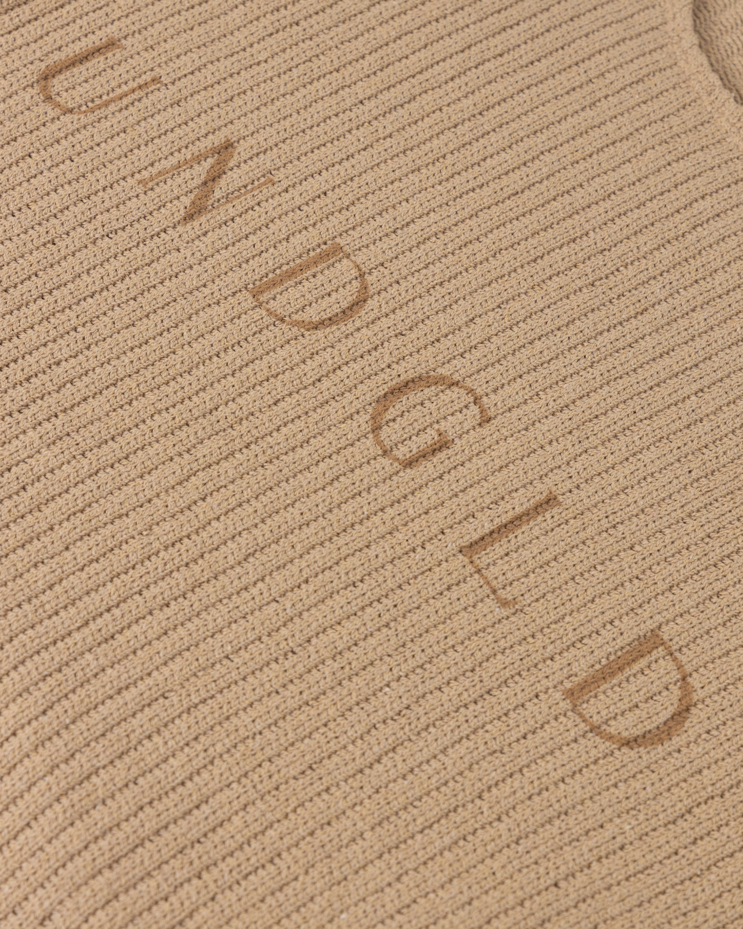 Basics UNDGLD Destroyed Knit Sweater Cream