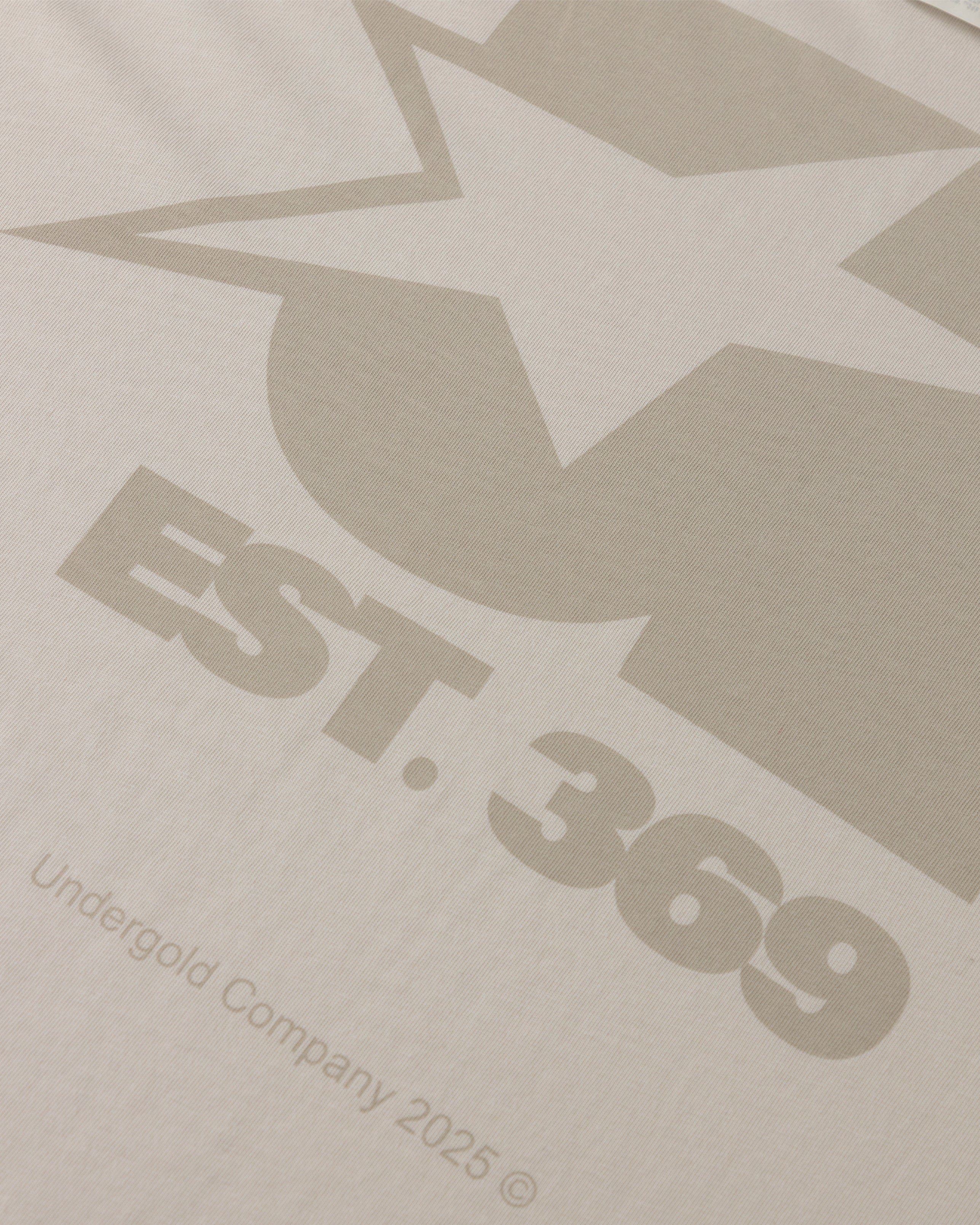 Stardust Symbol Tshirt Cream