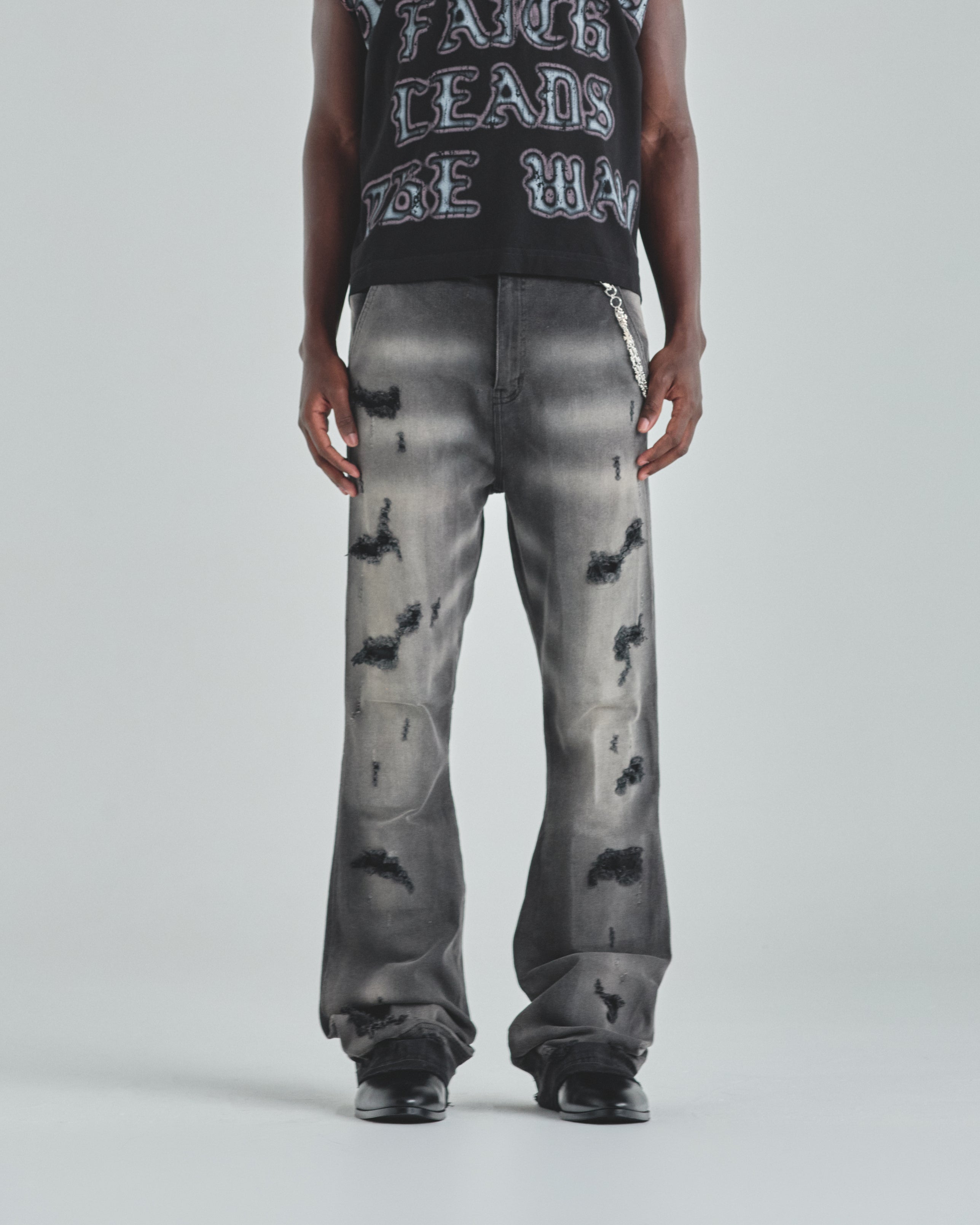 Act 1 UG Star Ripped Flare Jean Washed Black