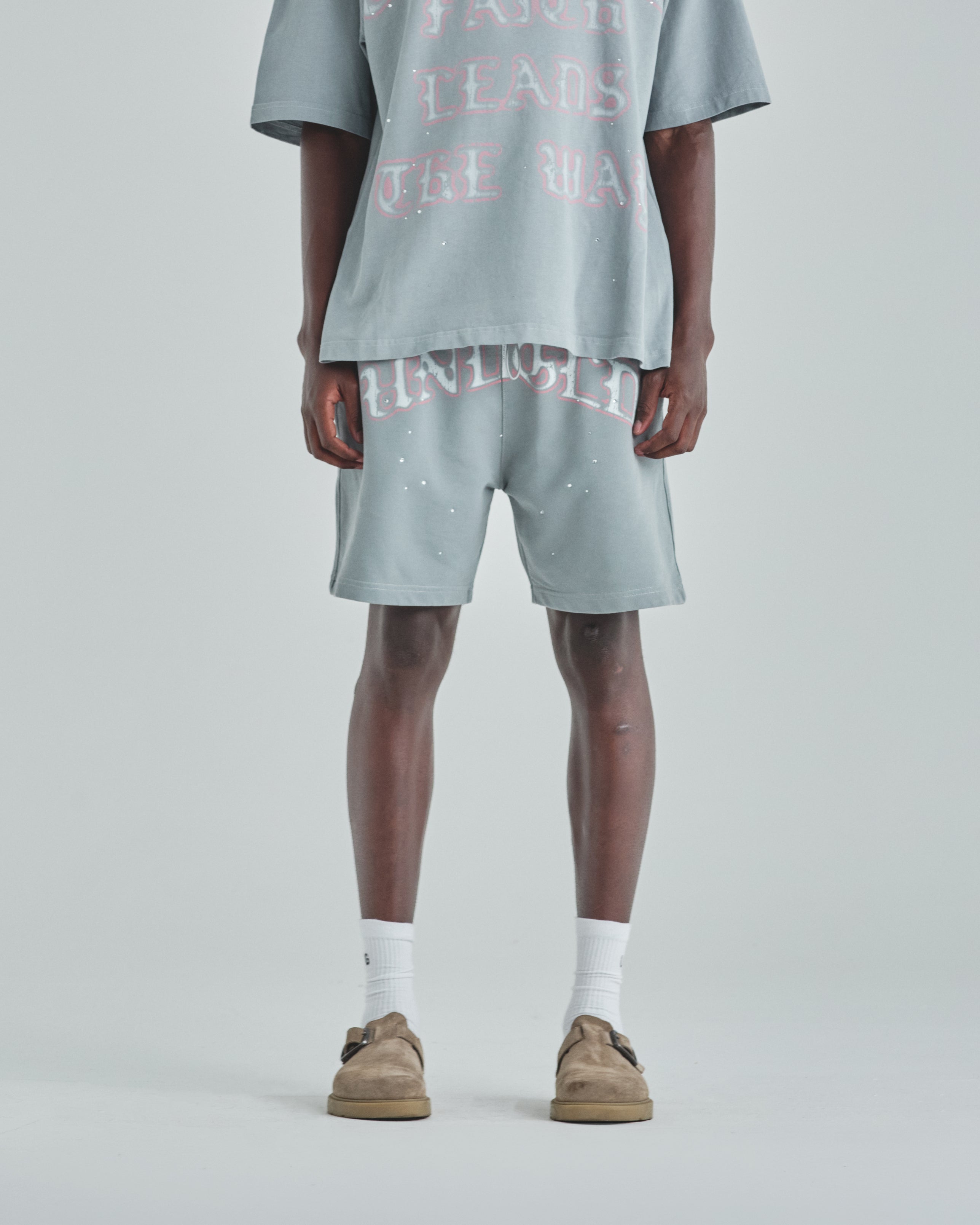 Act 1 UNDGLD Short Light Gray