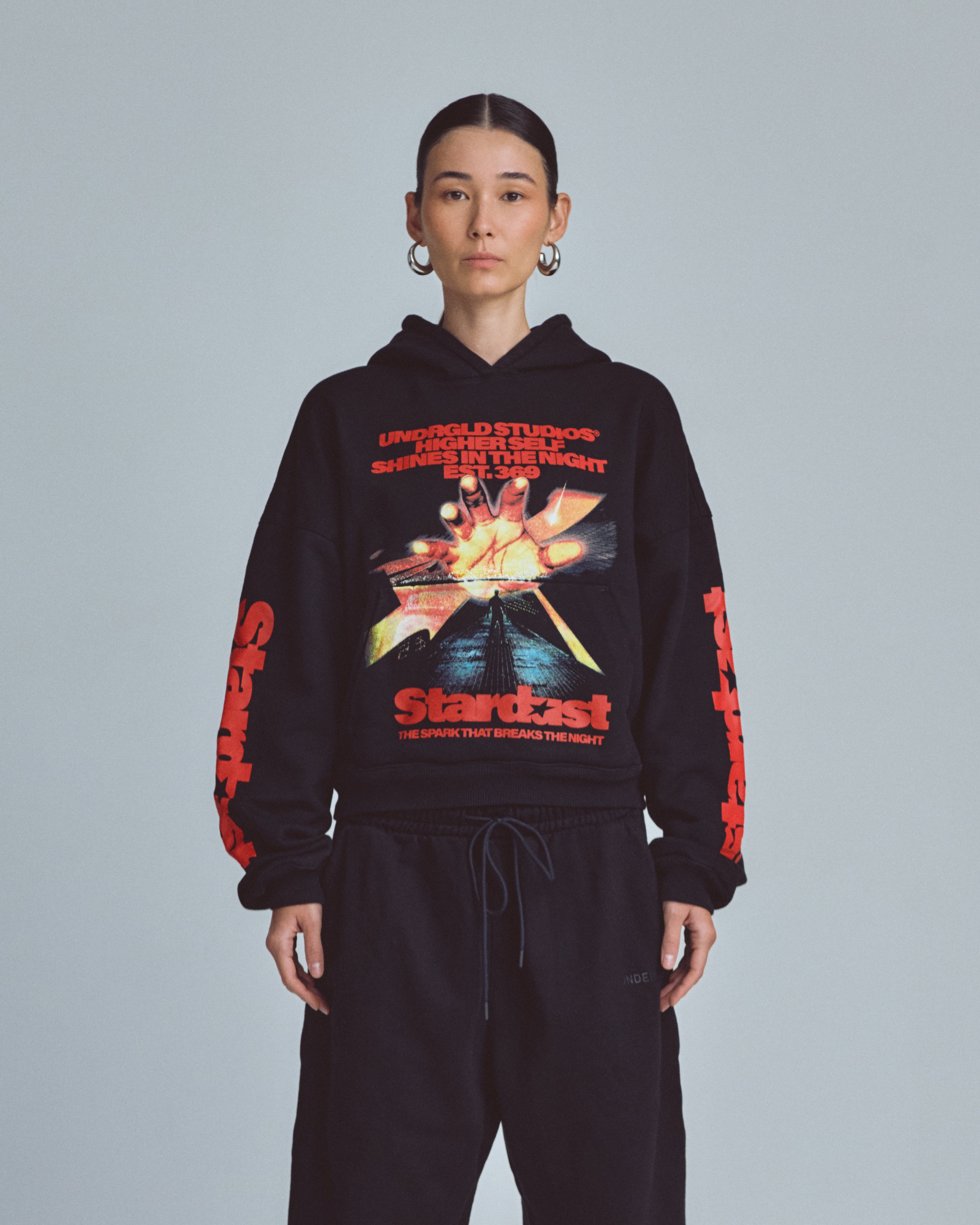 W Stardust Rush Boxy Fit Hoodie Black