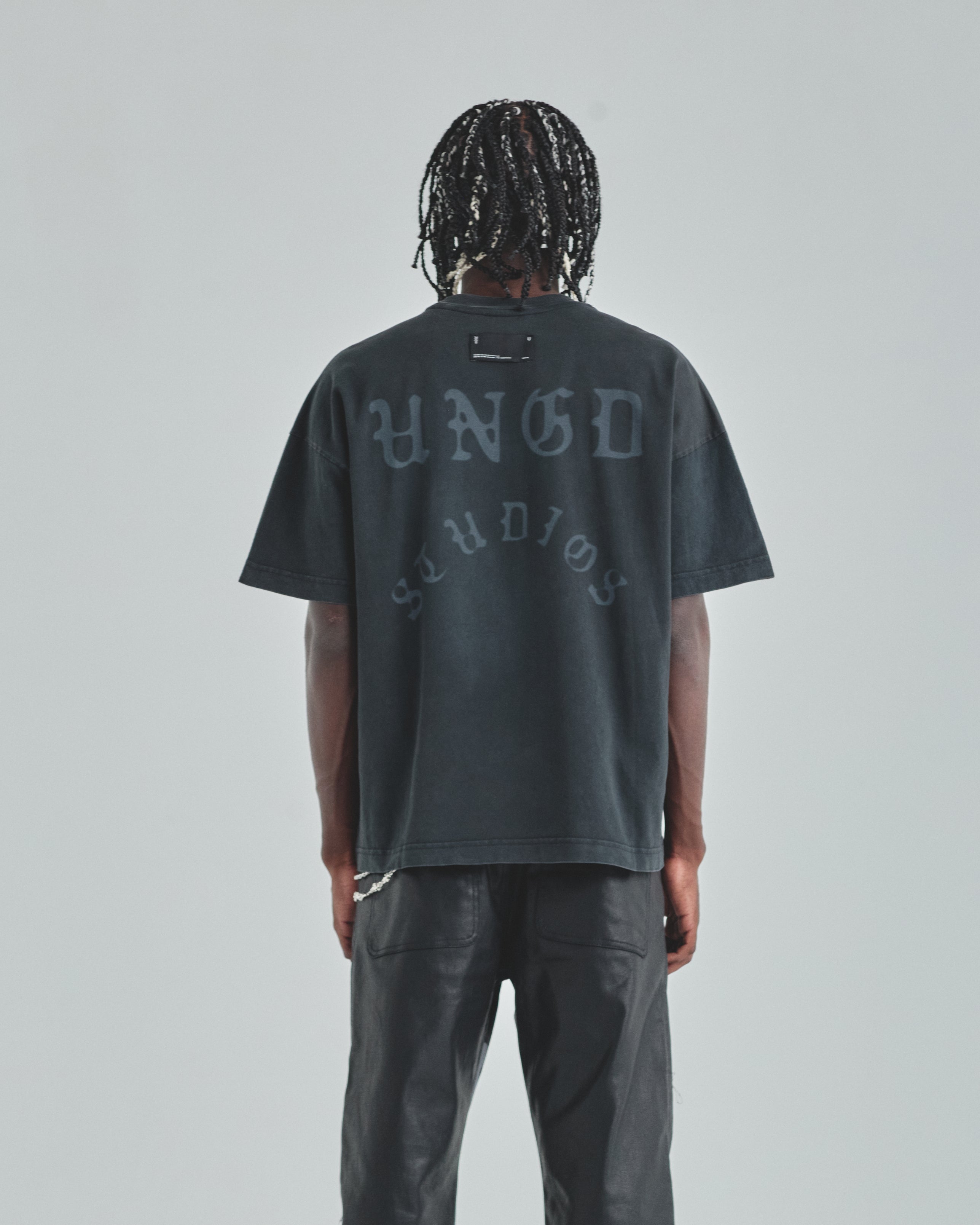 Act 1 Cross Tshirt Vintage Black