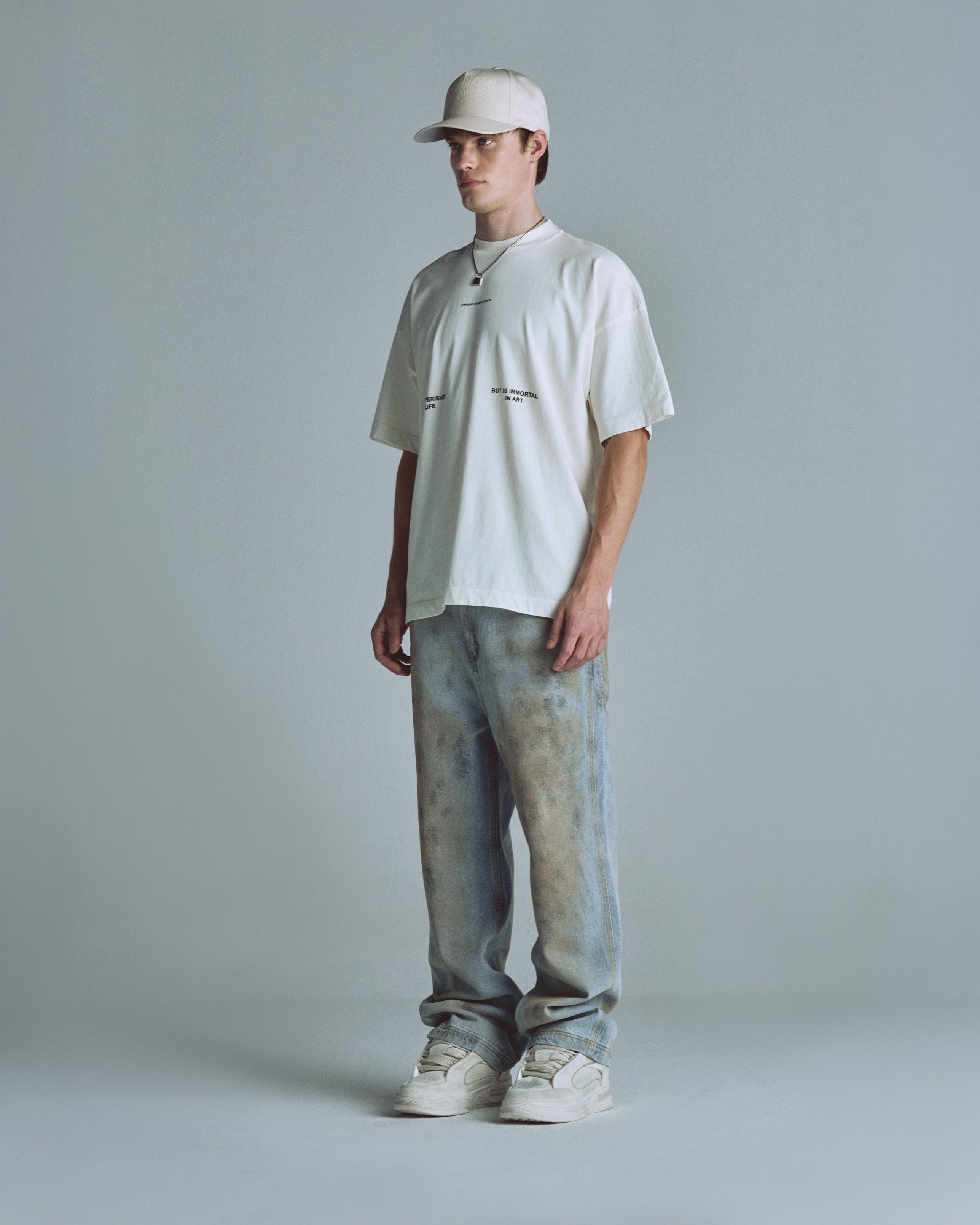 Echoes Beauty Tshirt White