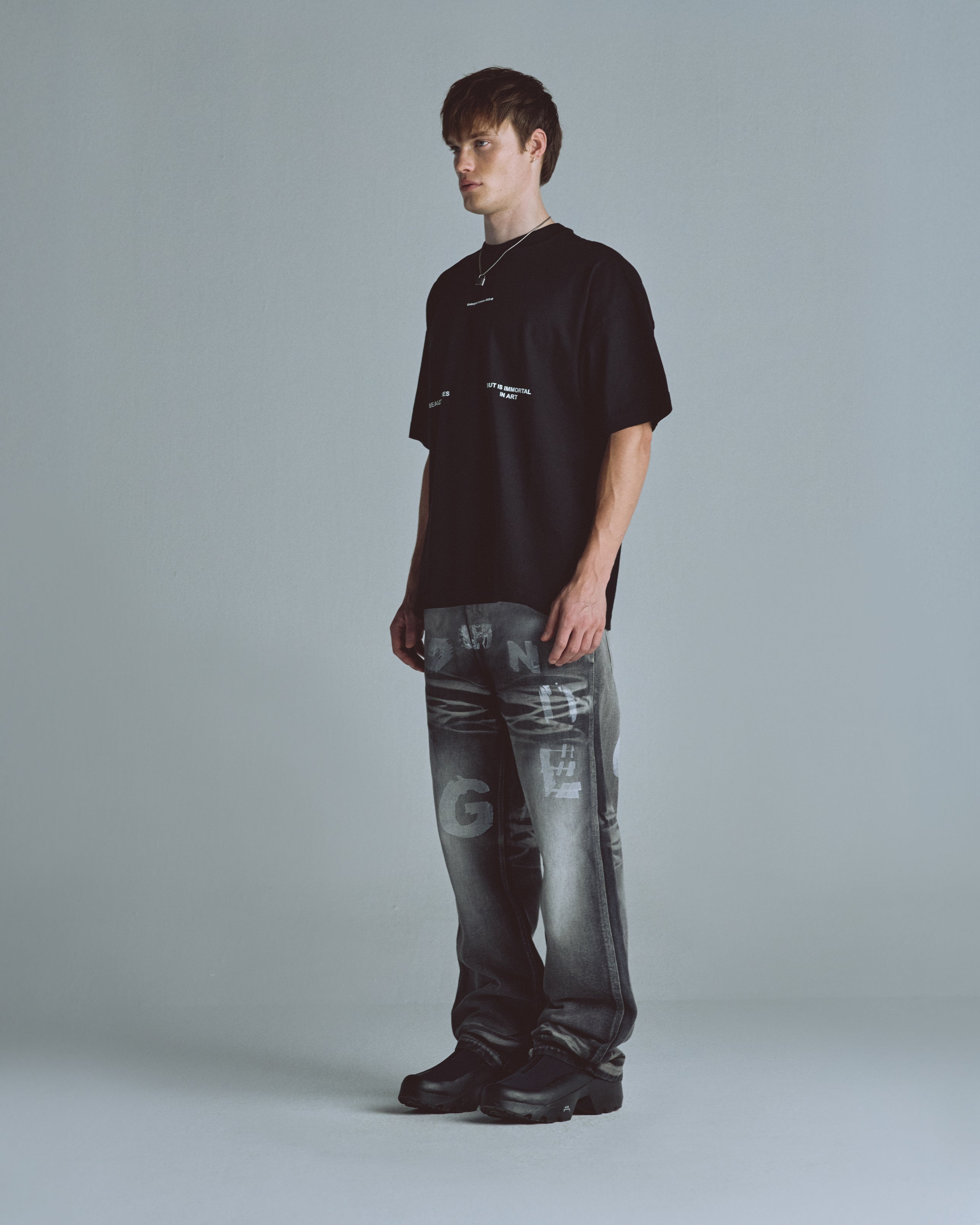 Echoes Beauty Tshirt Black