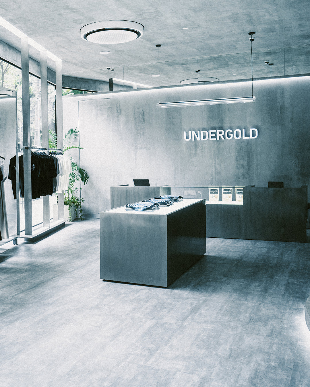 Tienda CALI - LA  LEYENDA MALL