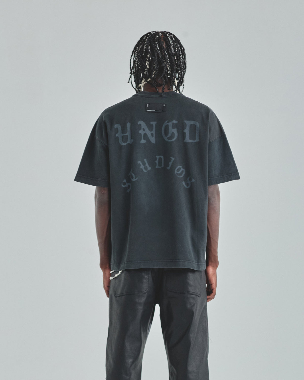 Act 1 Cross Tshirt Vintage Black
