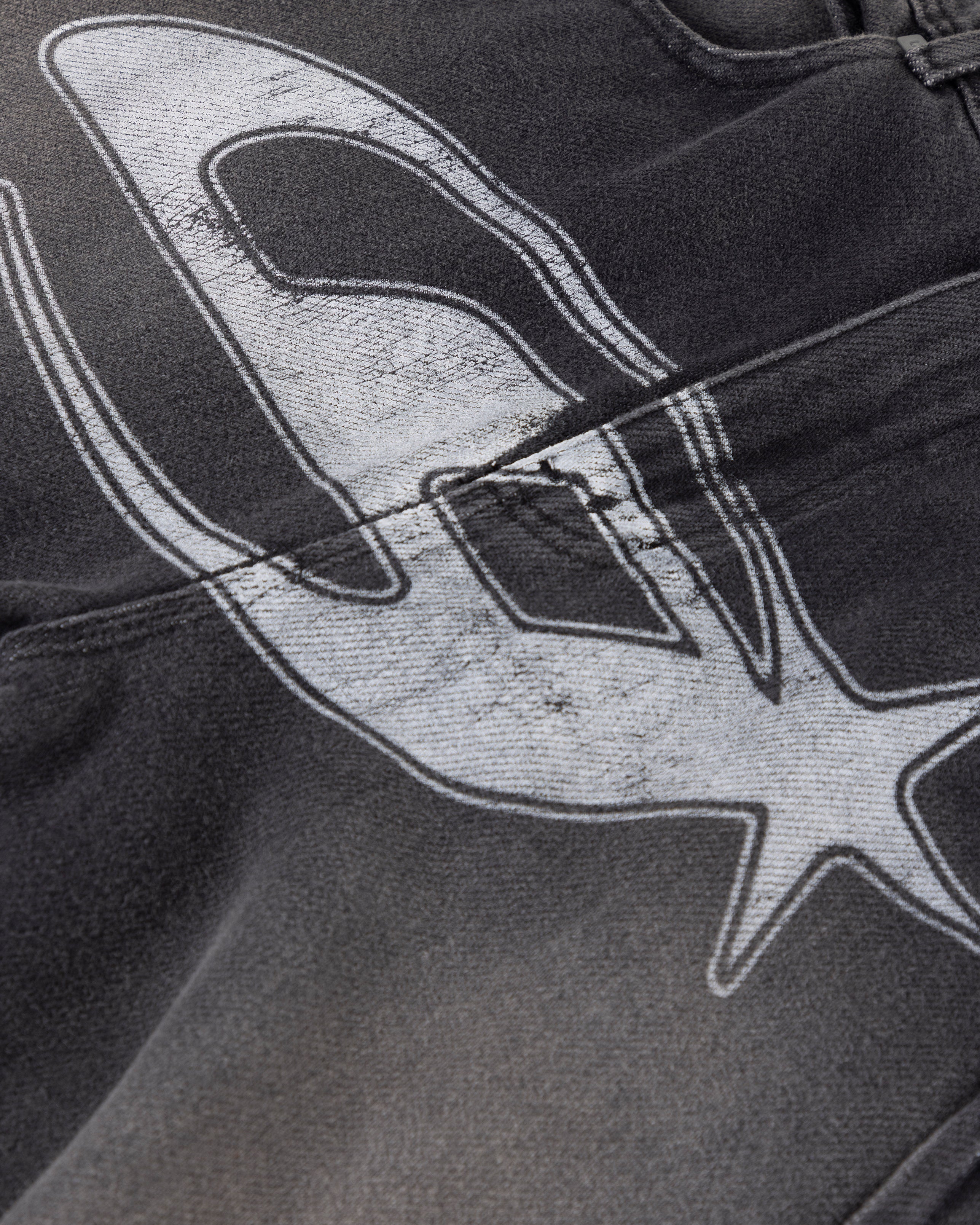 Act 1 UG Star Barrel Vein Jean Washed Black