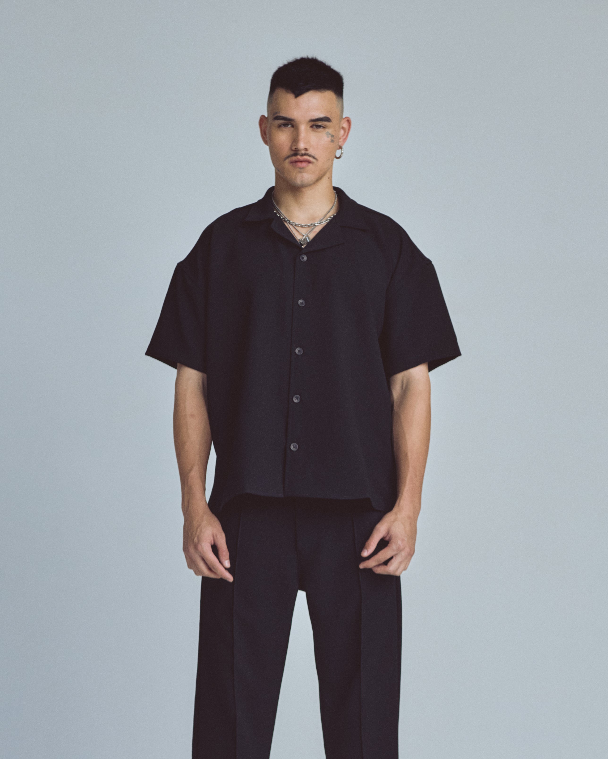 Basics Short Sleeve Shirt Black