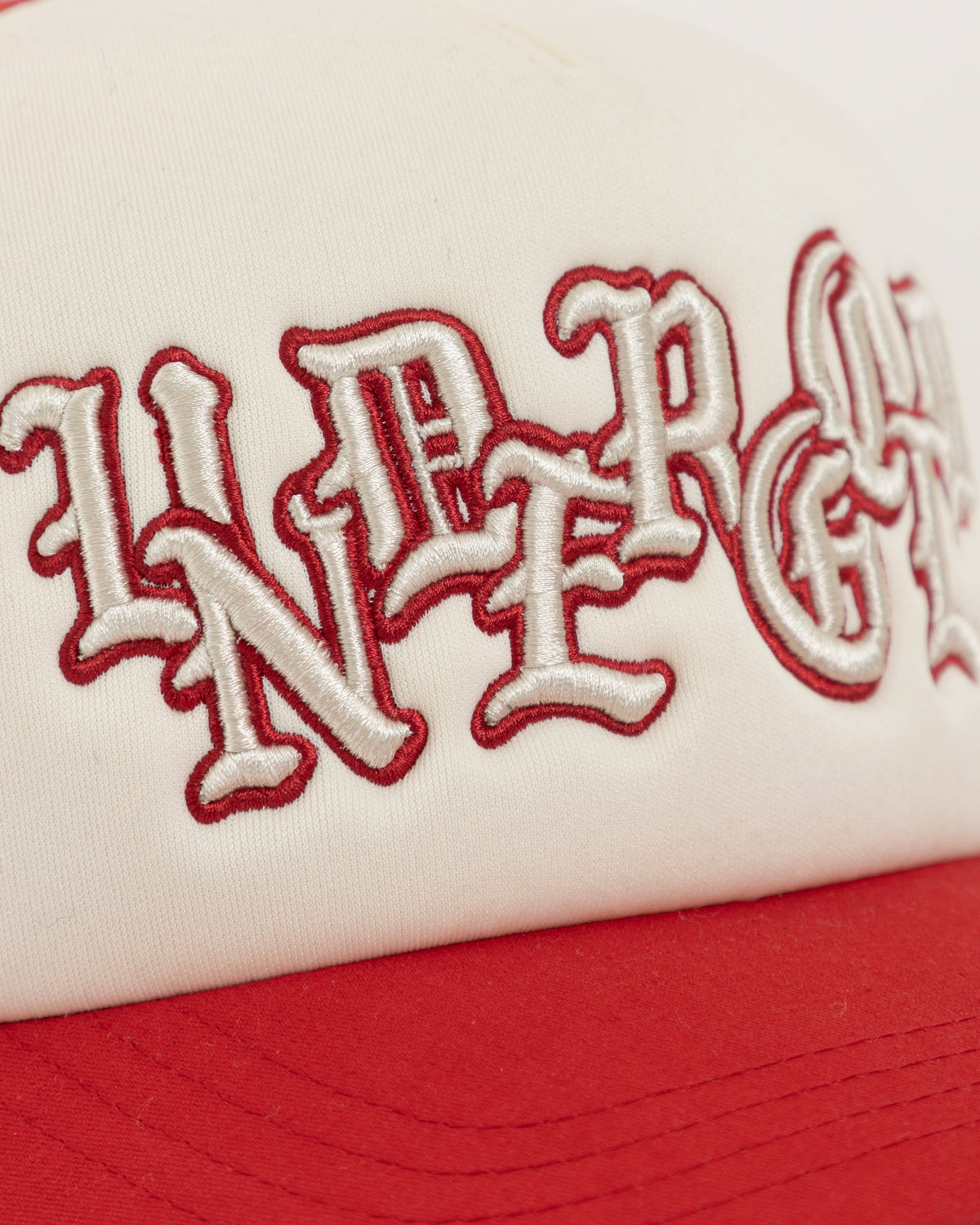 Basics UNDERGOLD Goth Trucker Cap Red/Cream