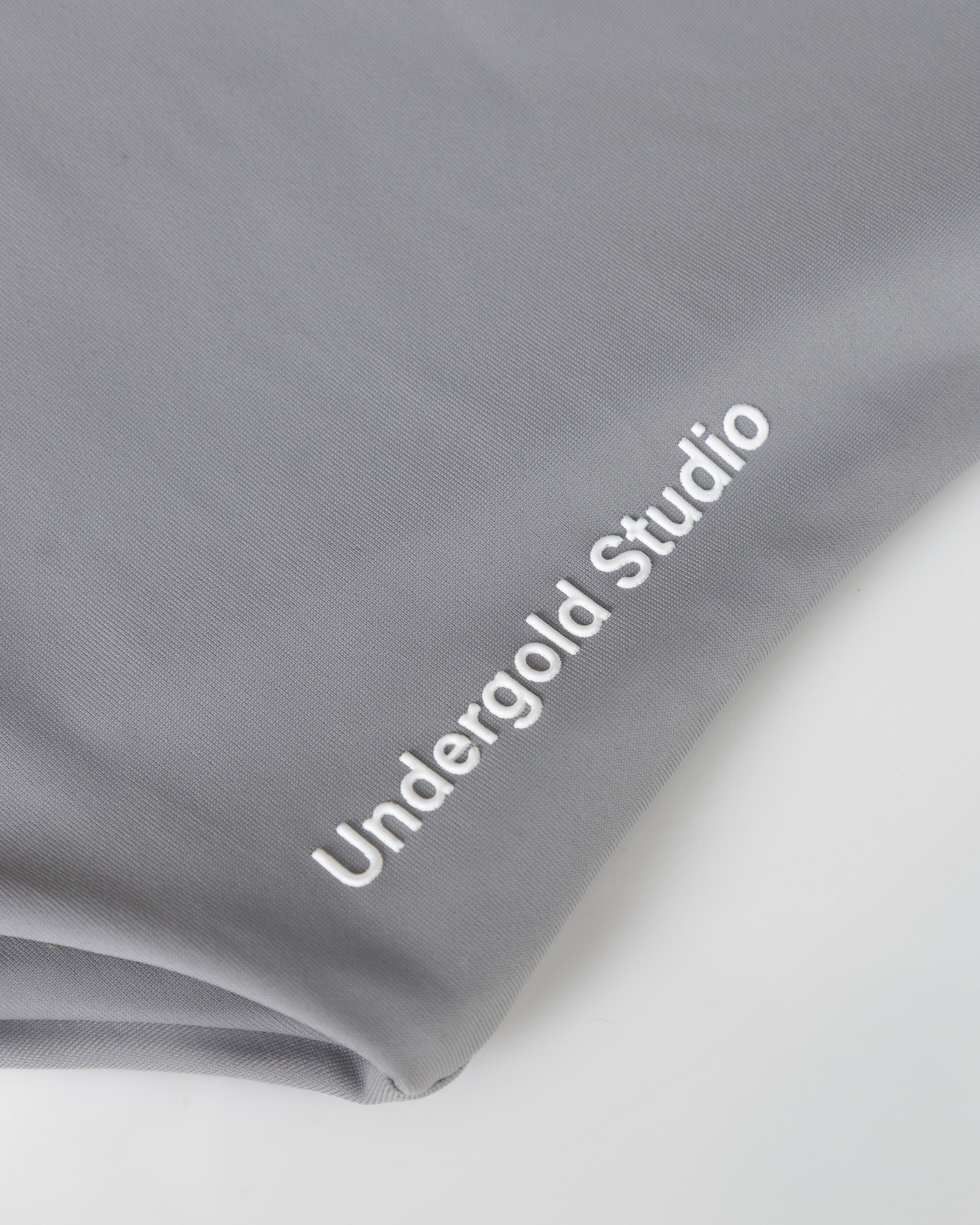 Line Basic V Neck Body Gray