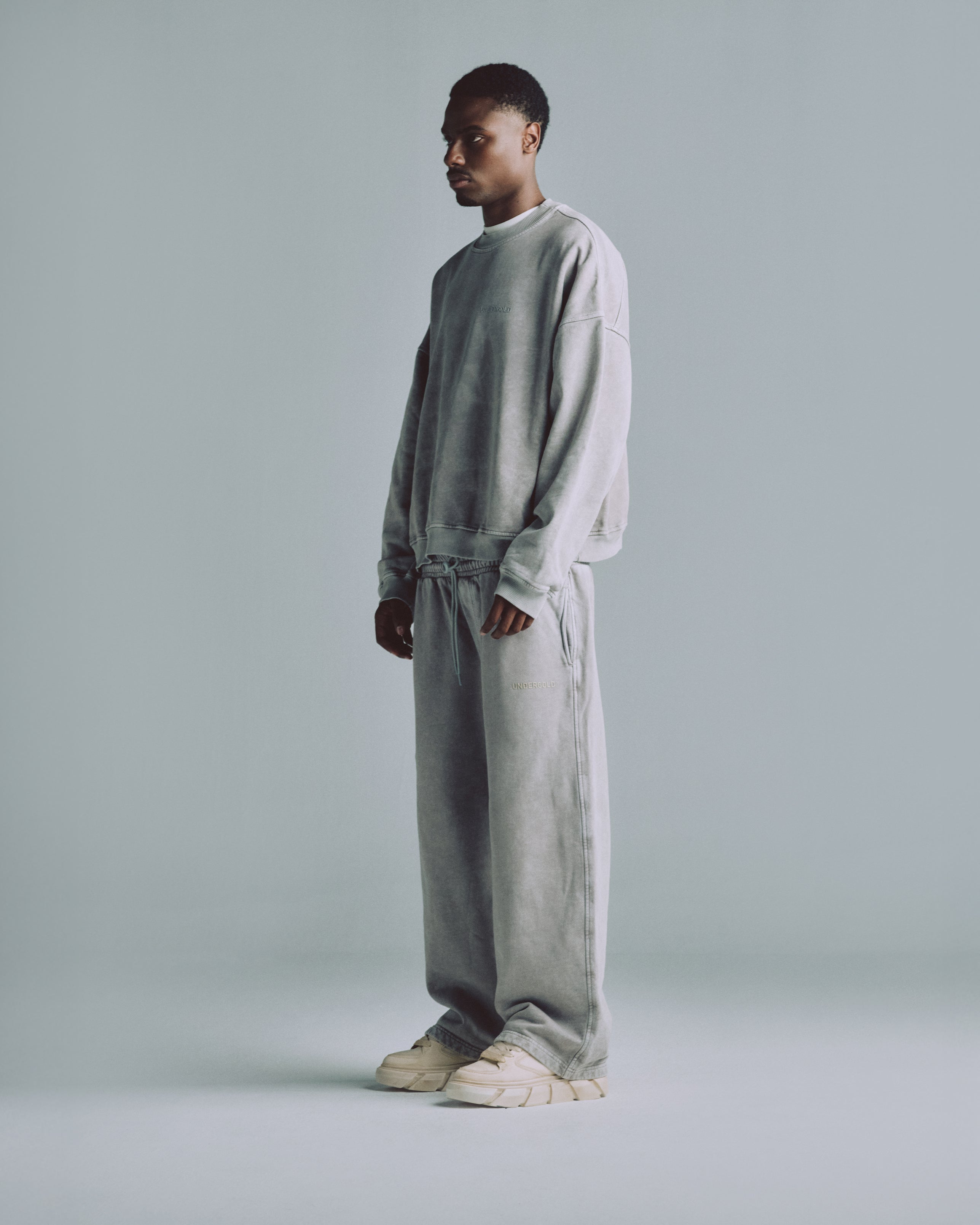 Line Logo Crewneck Washed Gray