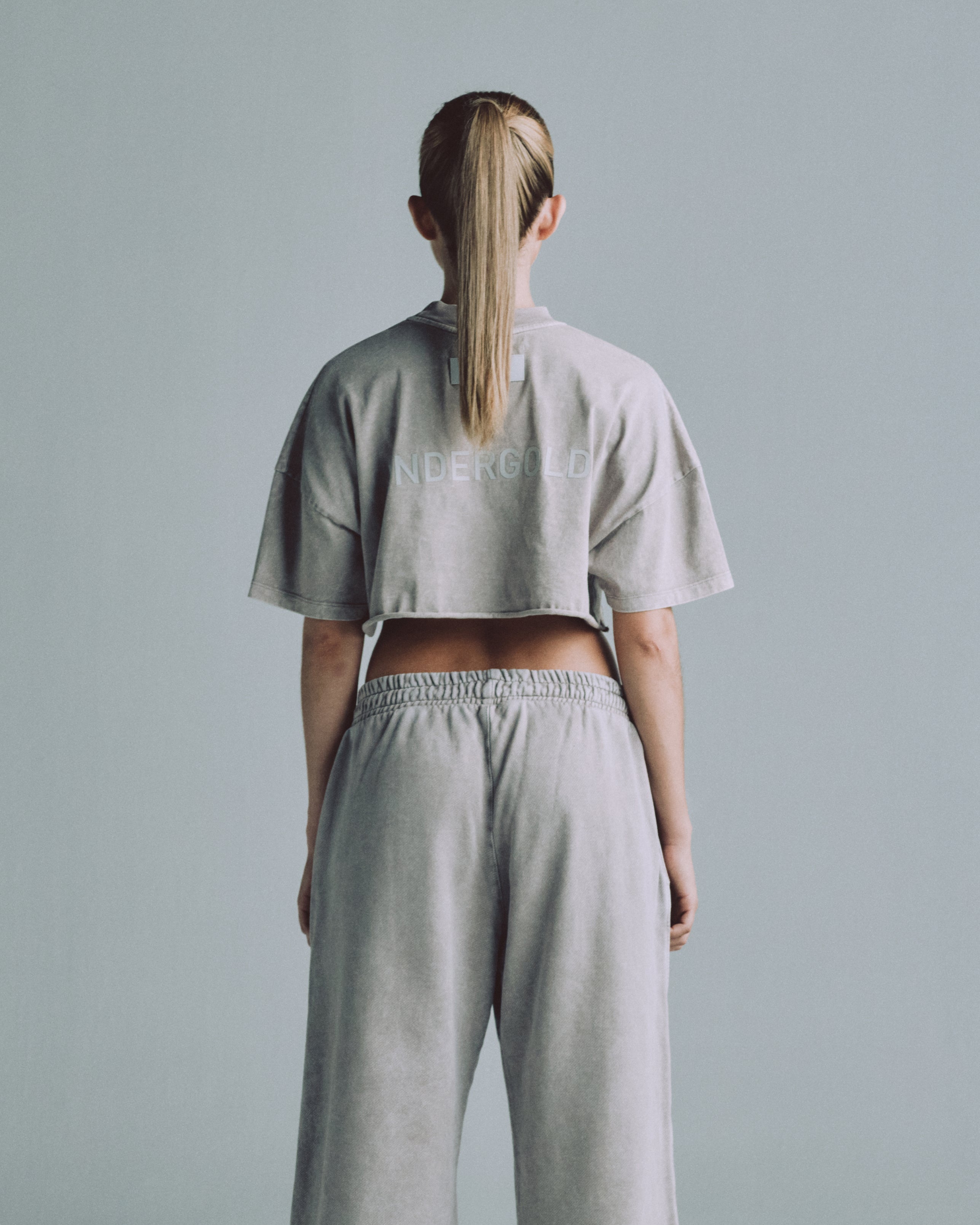 Line Logo Crop Top Washed Gray