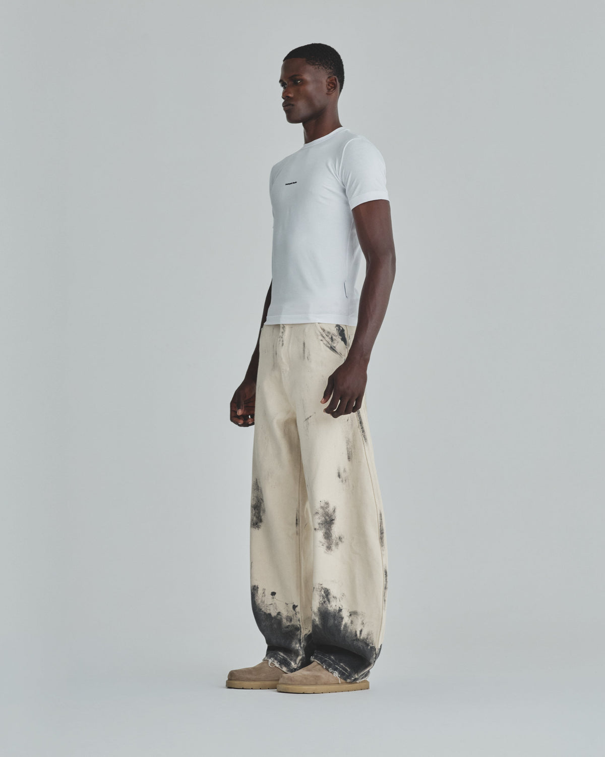 Revelation Basic Barrel Jean Mud Bone