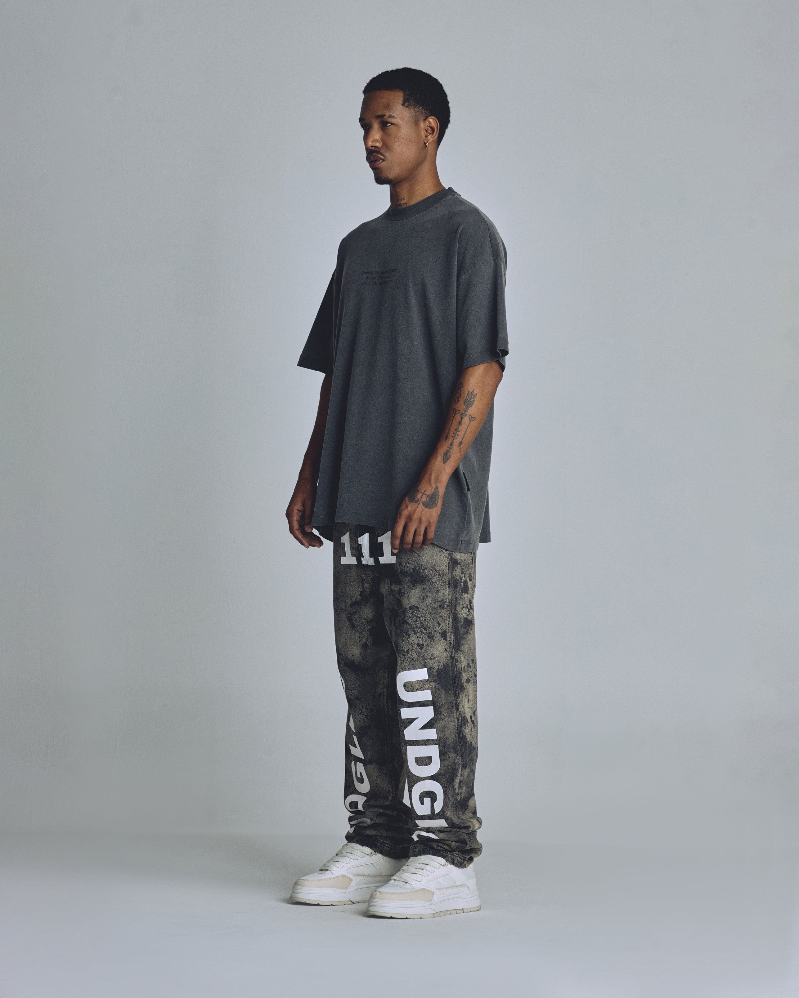 The One Basic Tshirt Vintage Gray