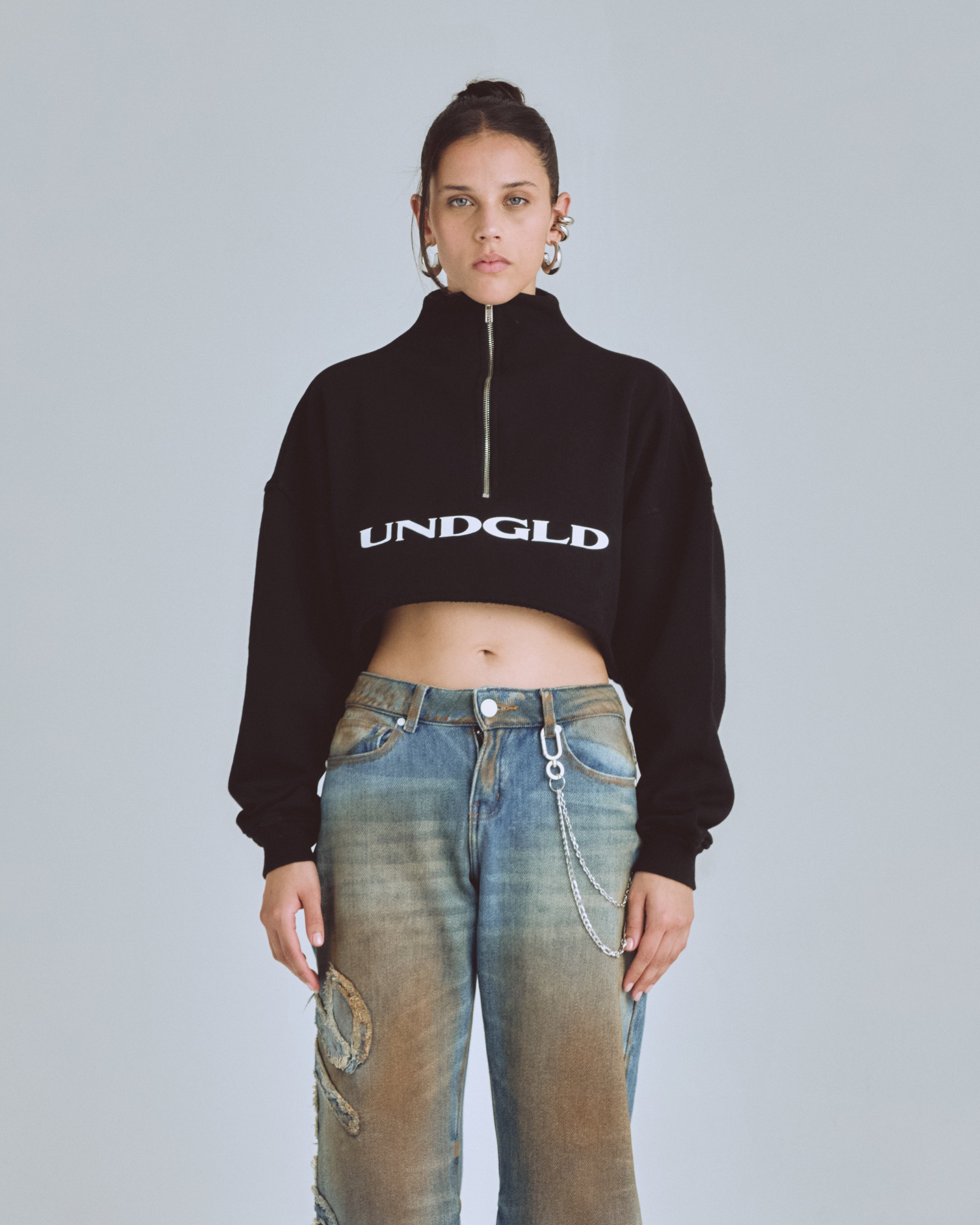 W Agnus Dei U Star Crewneck Black