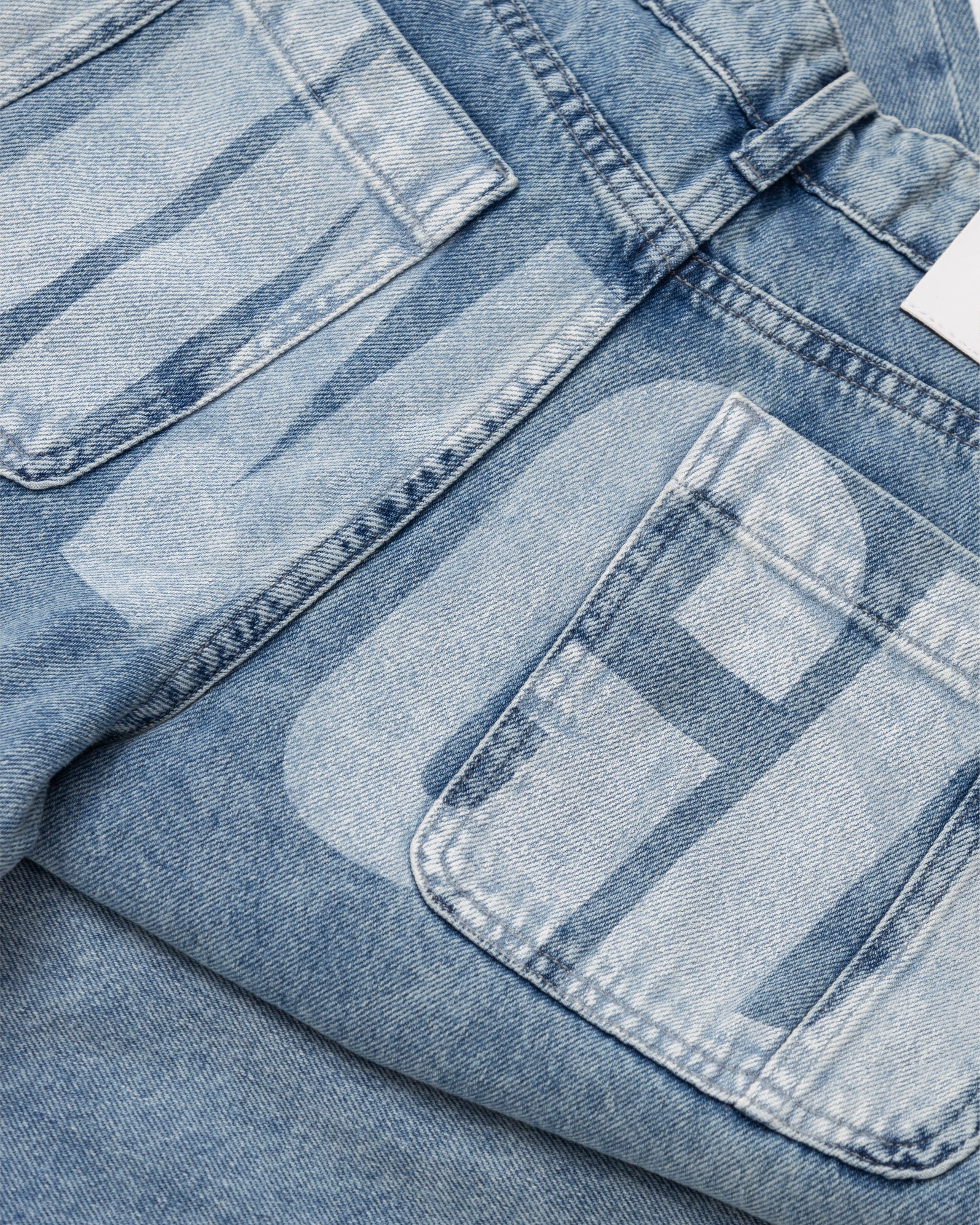 W Basics UNGD Wide Jean Washed Blue