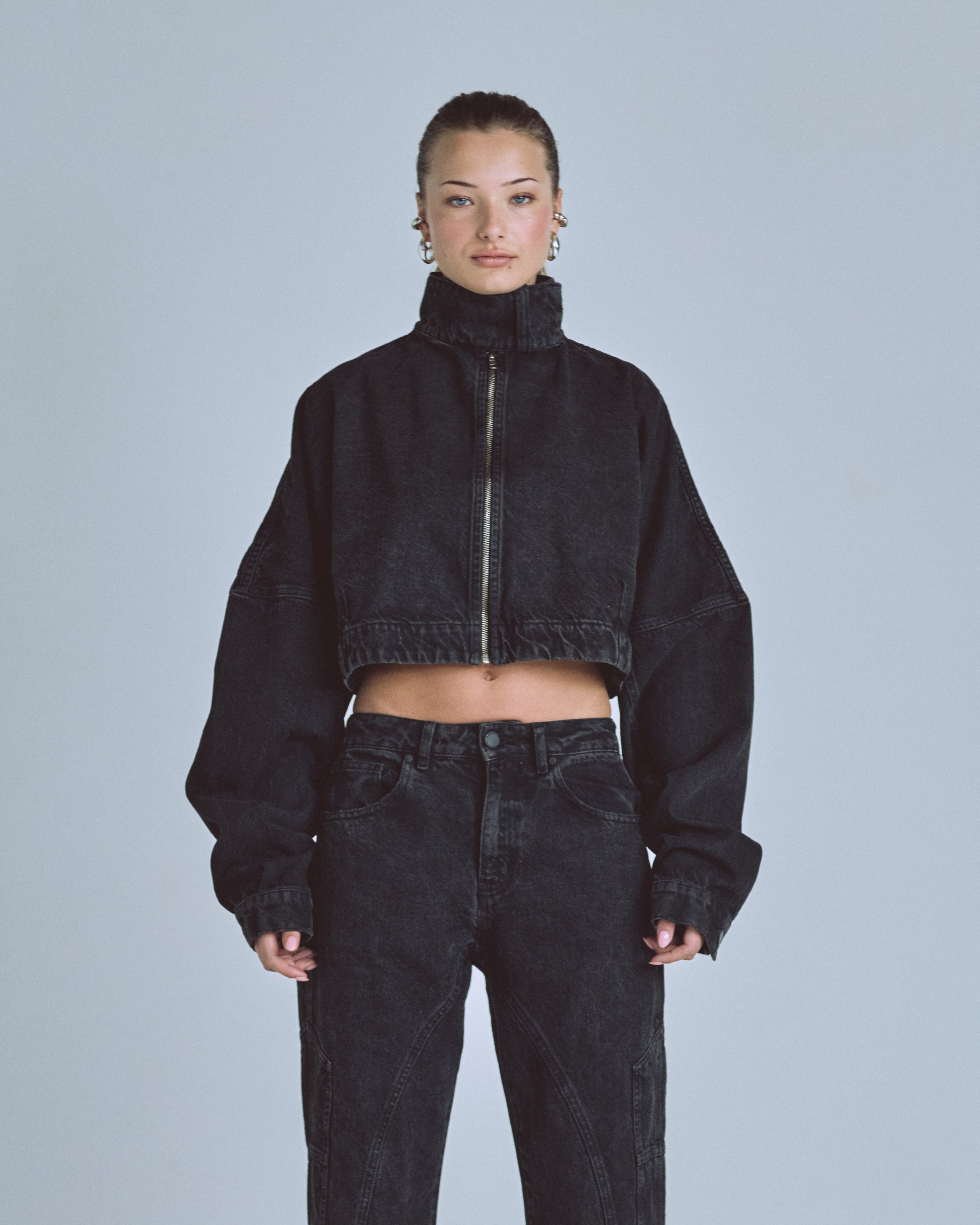 W Golden Heritage High Neck Jacket Black