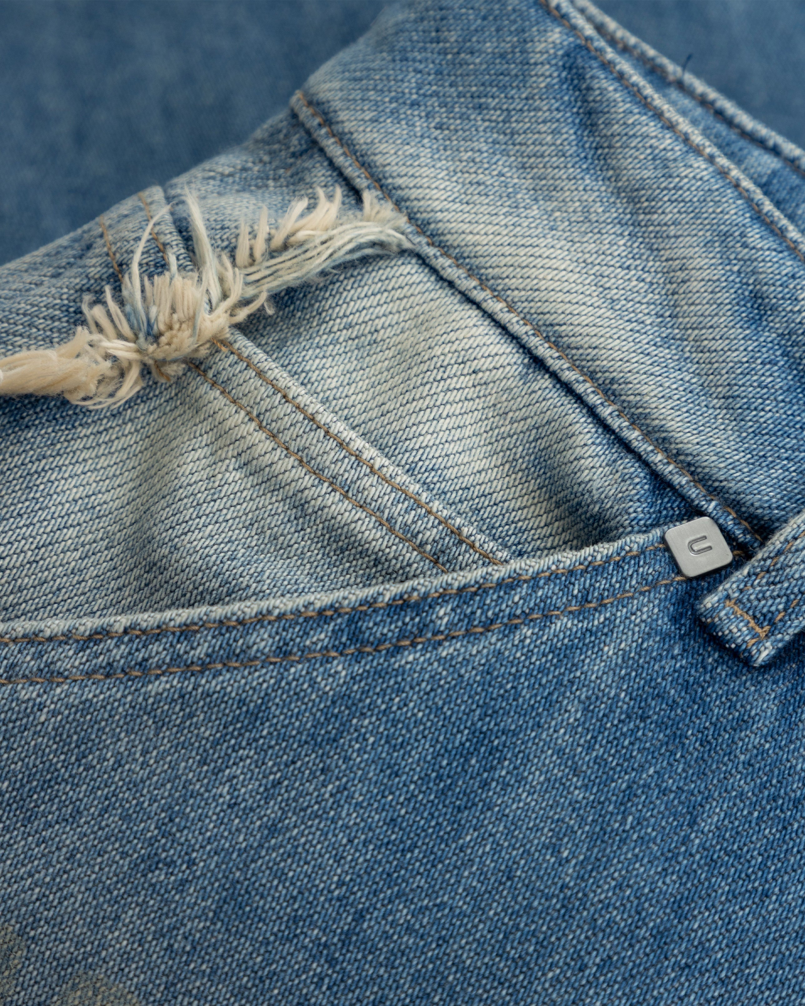 W Spring UNDRGLD Frayed Wide Jeans Blue